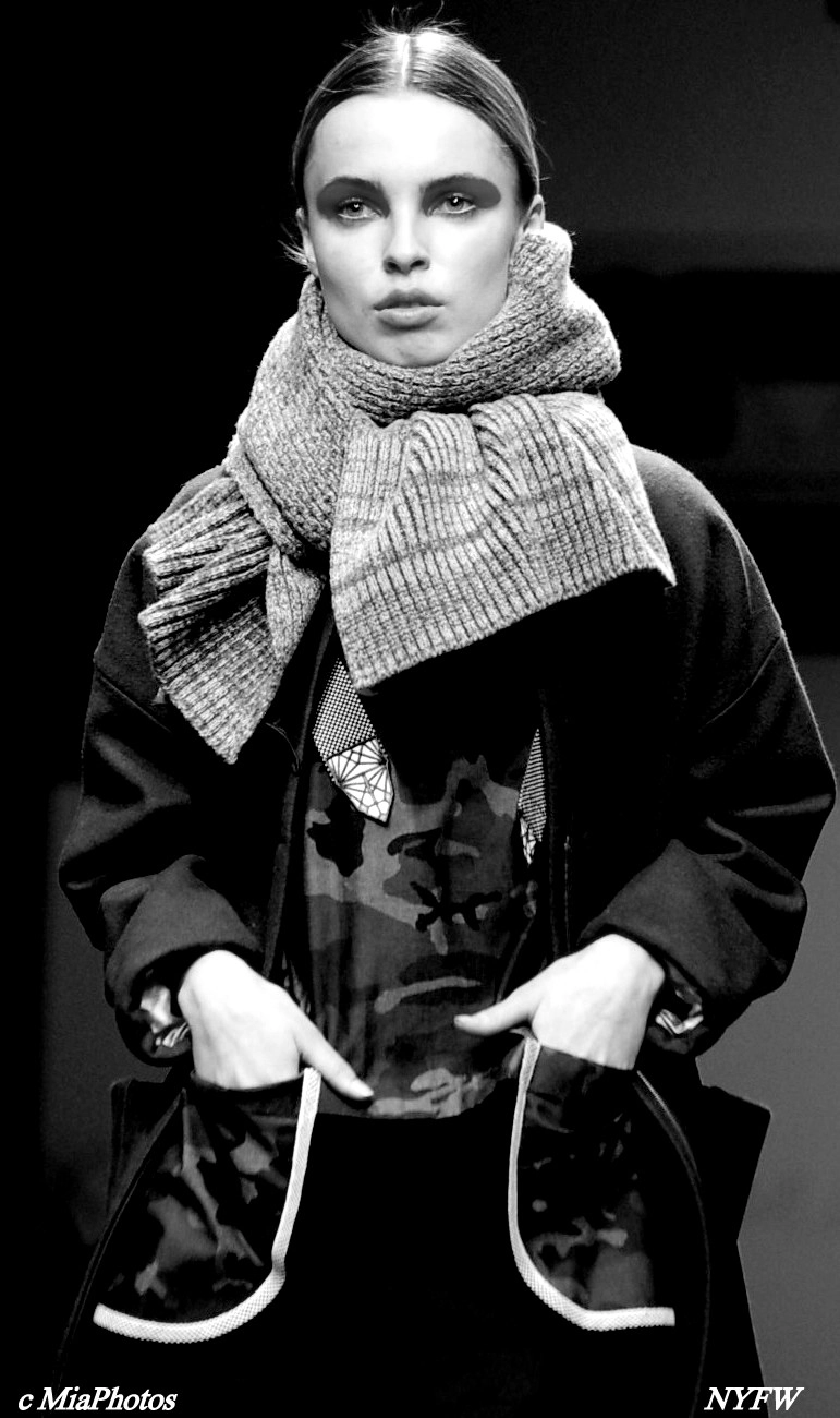 Nikon AF Nikkor 70-300mm F4-5.6G sample photo. New york fashion week photography
