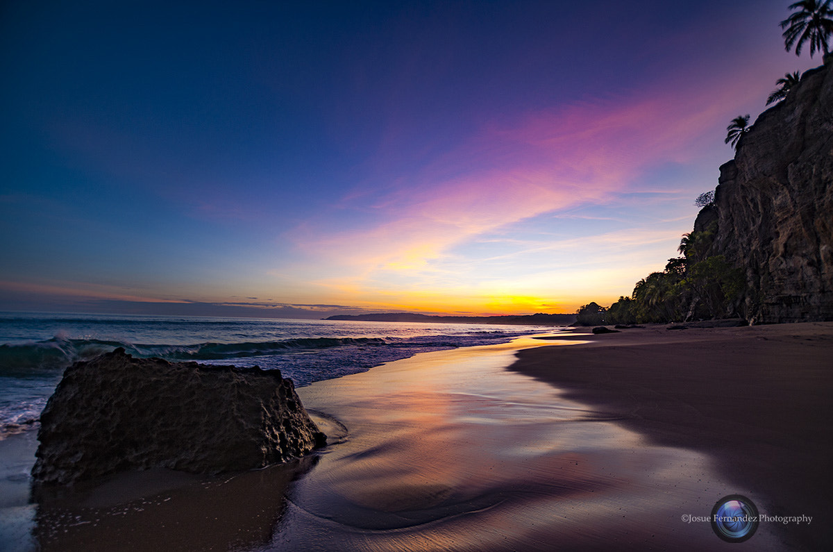 Sigma 10-20mm F3.5 EX DC HSM sample photo. Beach colors photography