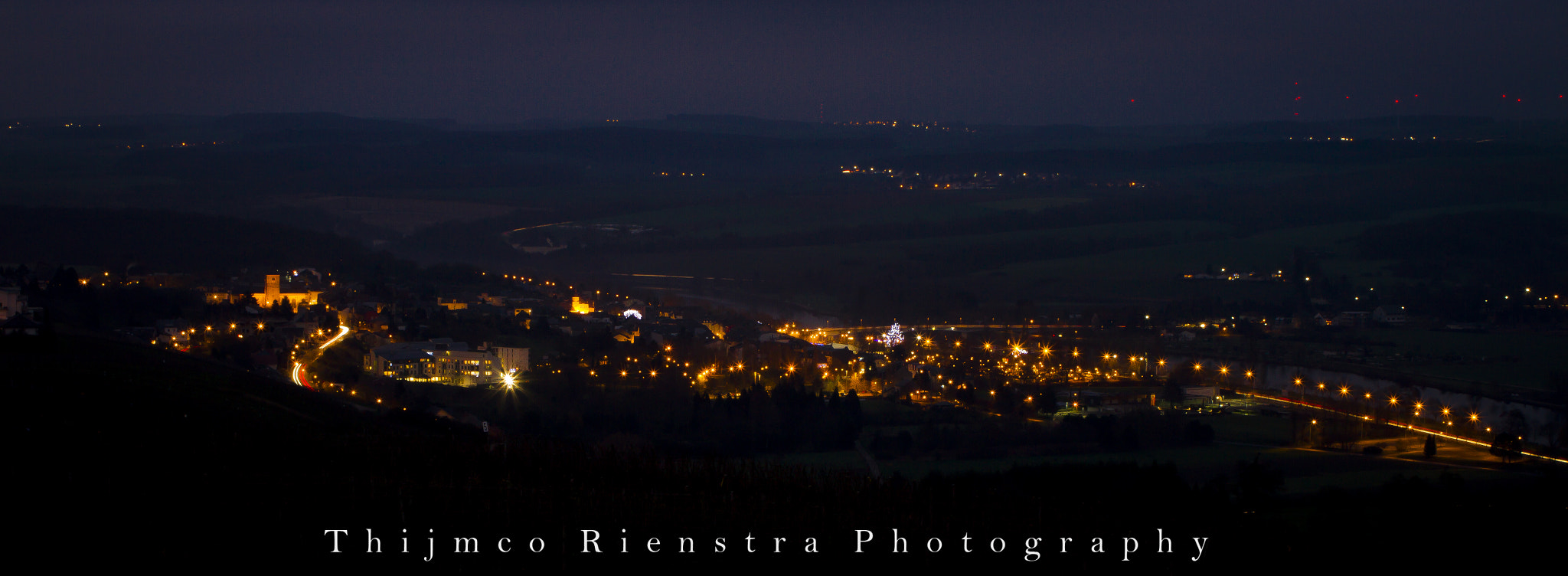 Canon EF 28-105mm f/3.5-4.5 USM sample photo. Nightlights... photography