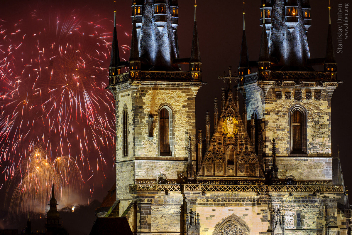 Nikon D3S + Sigma APO Macro 180mm F3.5 EX DG HSM sample photo. Prague new year's eve fireworks 2016 photography