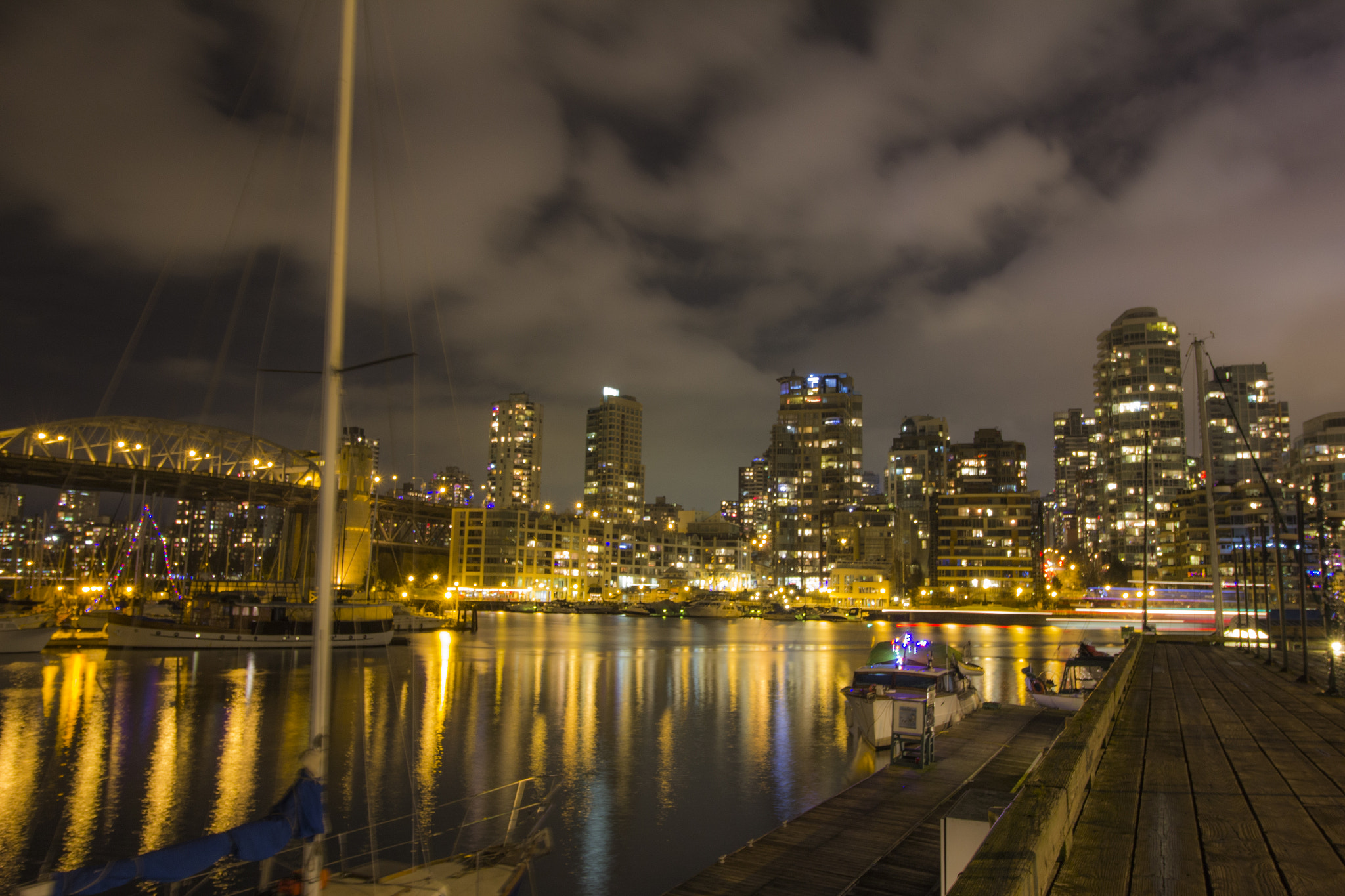 Canon EF-S 10-18mm F4.5–5.6 IS STM sample photo. Granville island photography