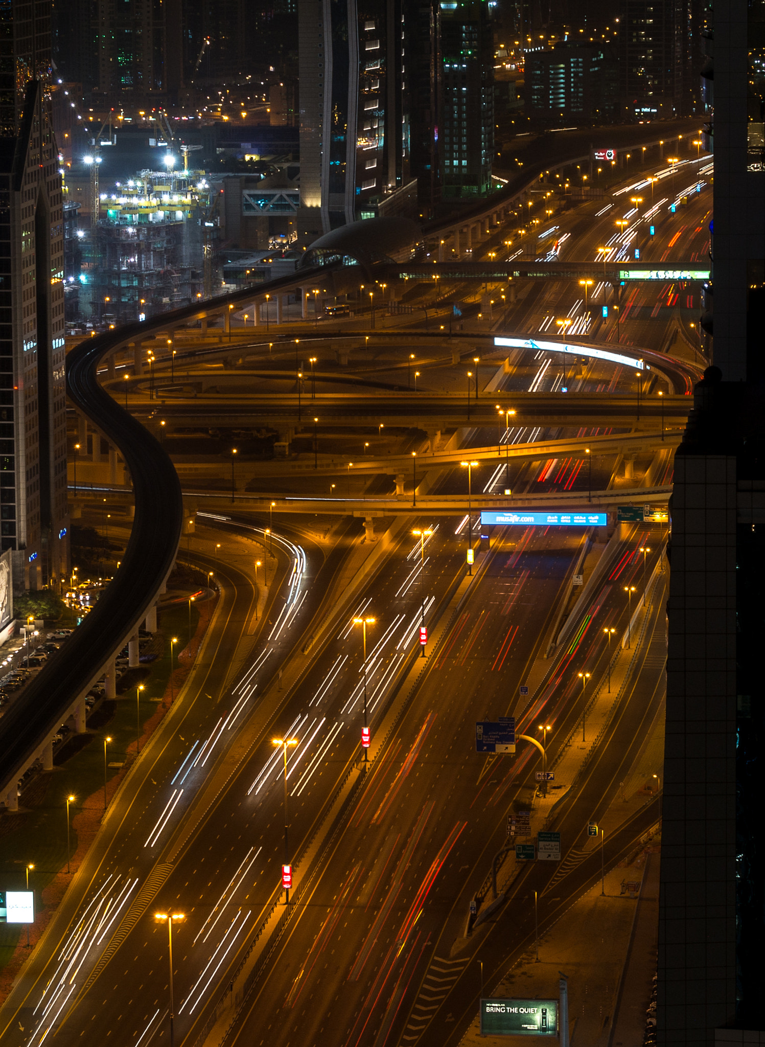Sony 70-300mm F4.5-5.6 G SSM sample photo. Sheikh zayed road photography