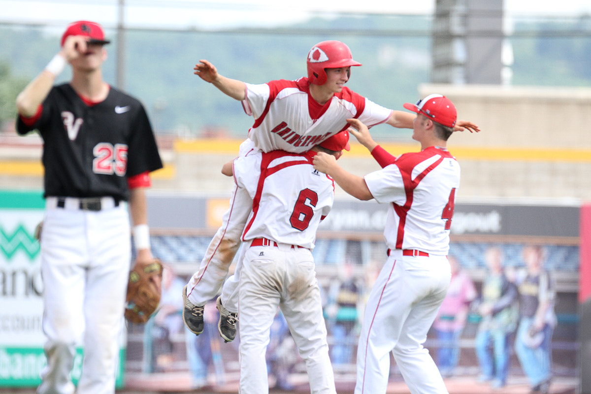 Canon EOS 7D + Canon EF 200mm F2.8L II USM sample photo. State champions photography
