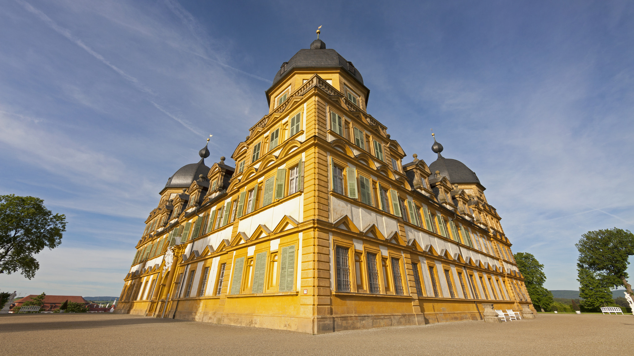 Canon EF 14mm F2.8L II USM sample photo. Seehof palace photography