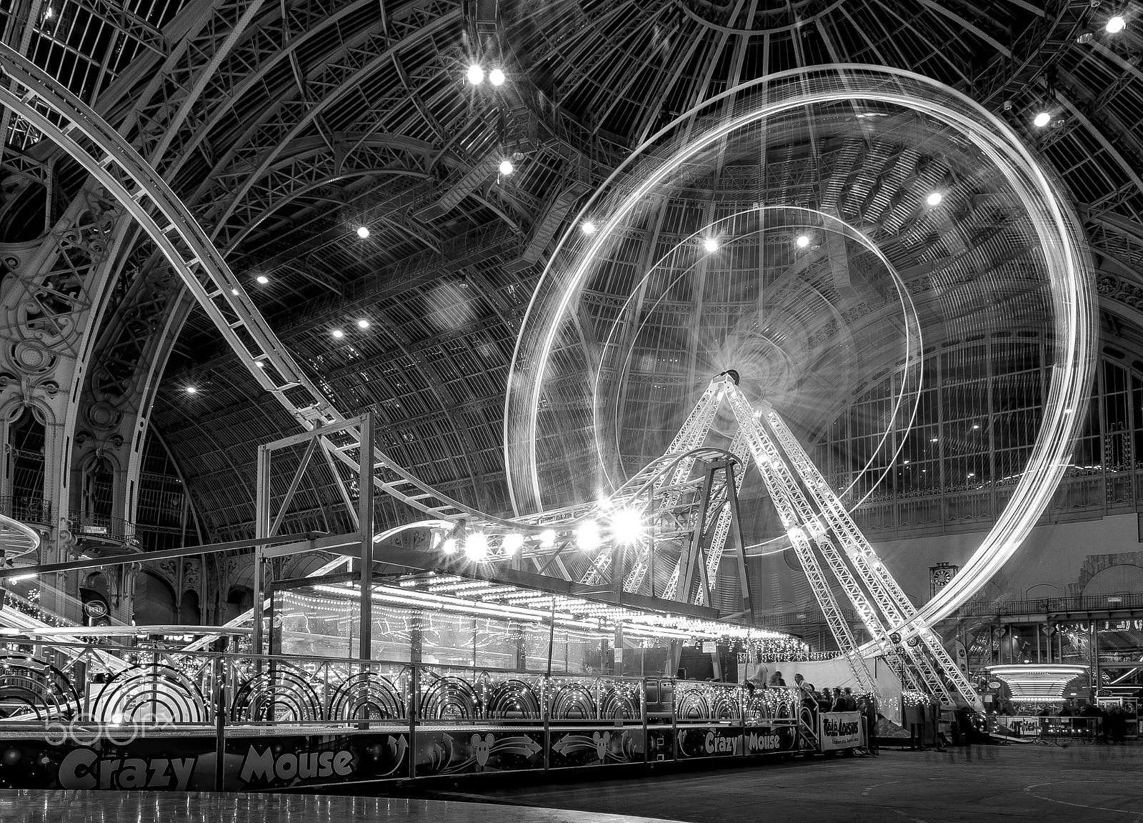 Pentax K-5 + Sigma 17-70mm F2.8-4 DC Macro OS HSM sample photo. Jours de fête au grand palais photography