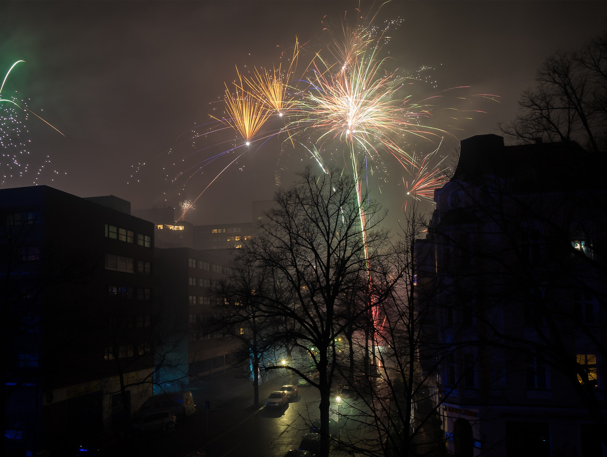 Sony a7 II + Sony Vario-Tessar T* E 16-70mm F4 ZA OSS sample photo. New years's eve 15/16 photography