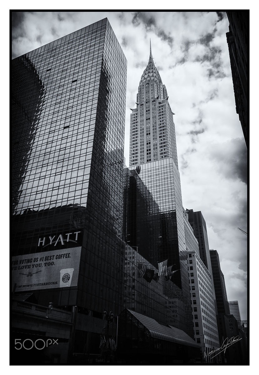 Sigma 18-200mm F3.5-6.3 DC OS HSM sample photo. Chrysler building photography