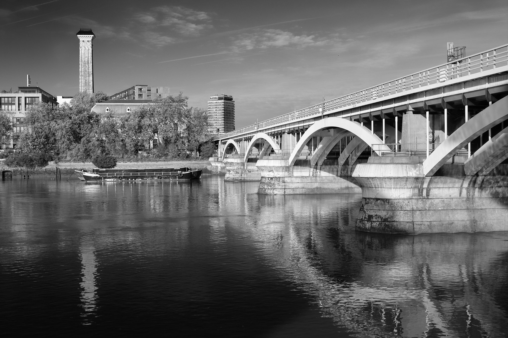 Pentax K-7 sample photo. Chelsea bridge photography