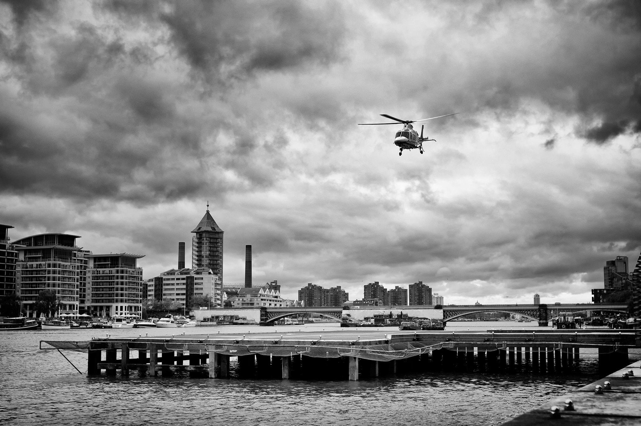 Pentax K-7 sample photo. Permission to land photography