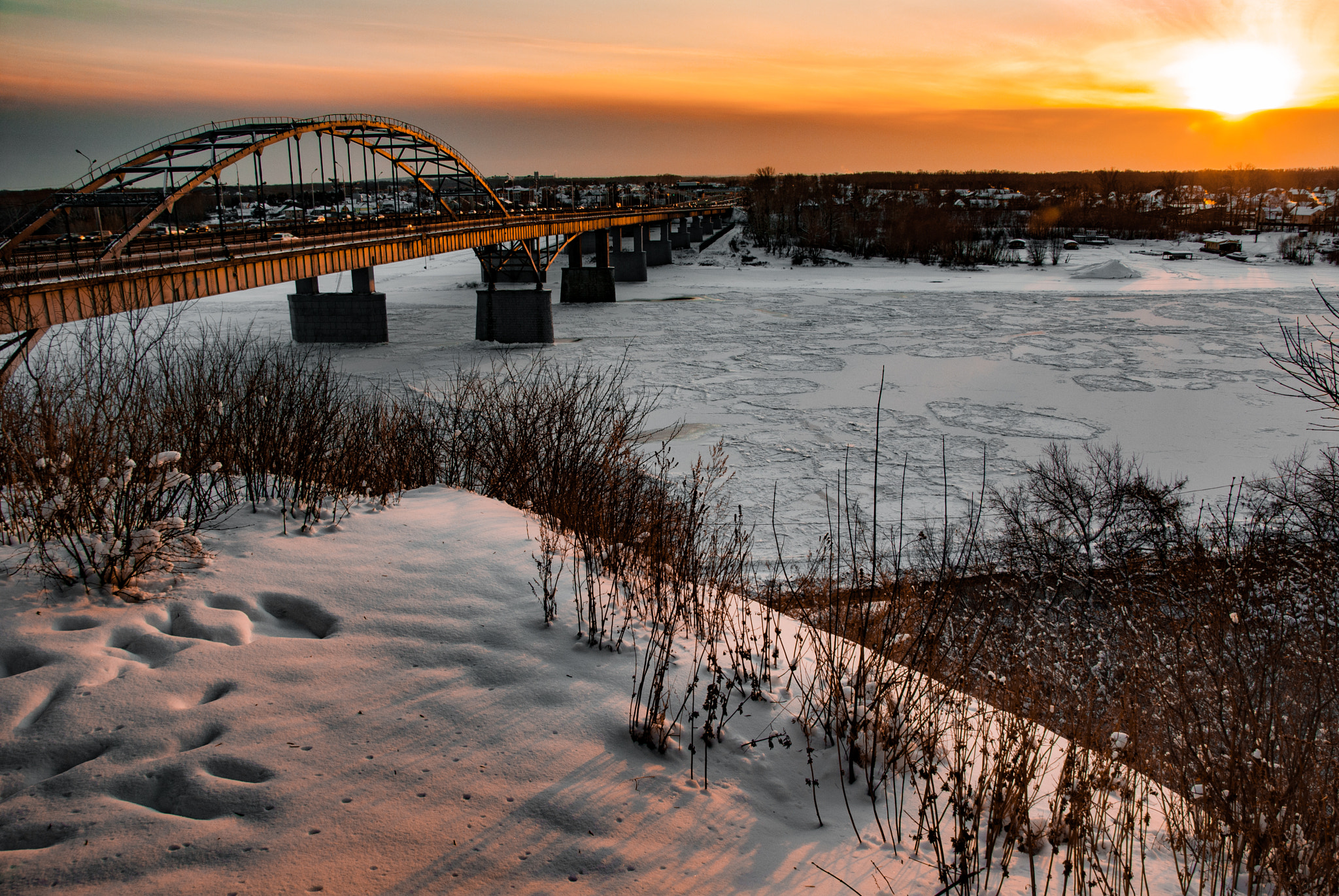 Sigma 17-50mm F2.8 EX DC OS HSM sample photo. Sunset on the river photography