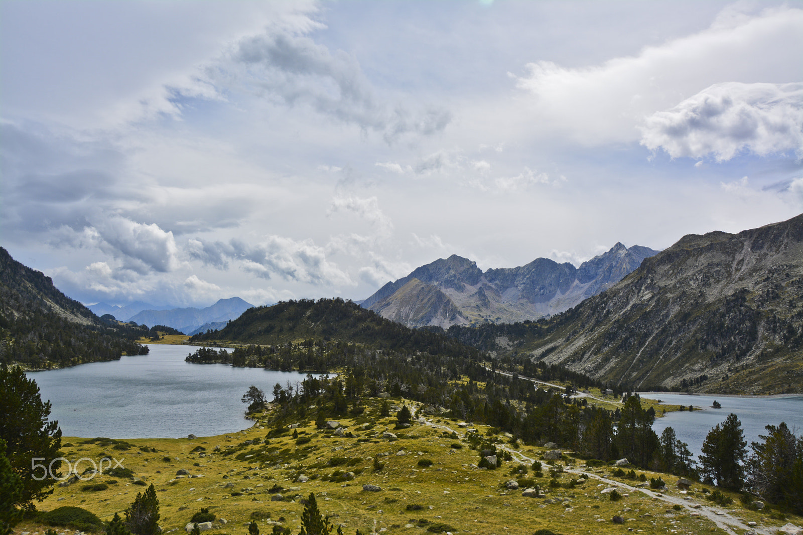 Nikon D5200 + AF Zoom-Nikkor 35-80mm f/4-5.6D sample photo. Mountainview in the pyrenees photography