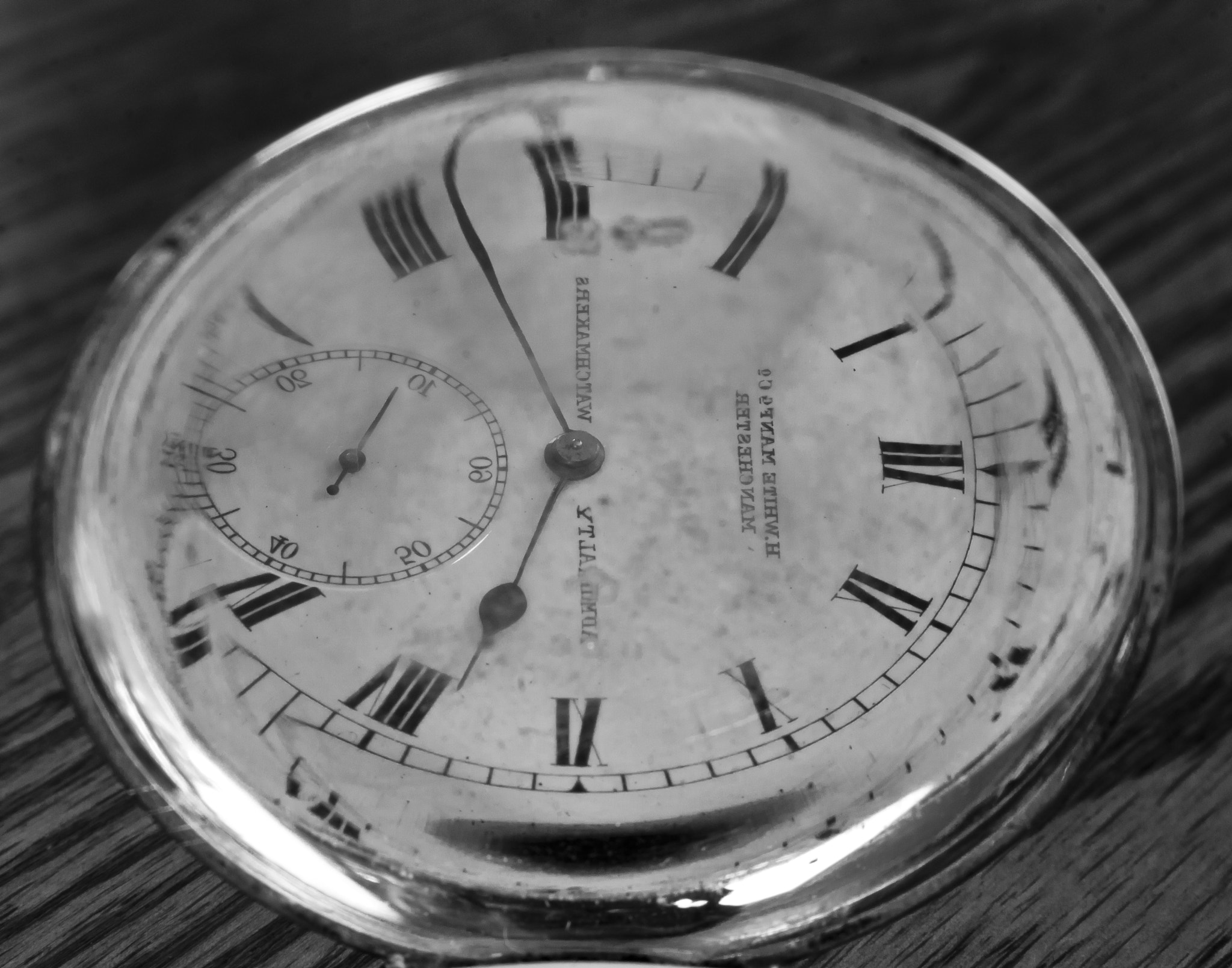 AF Zoom-Nikkor 28-105mm f/3.5-4.5D IF sample photo. Reflection in time photography