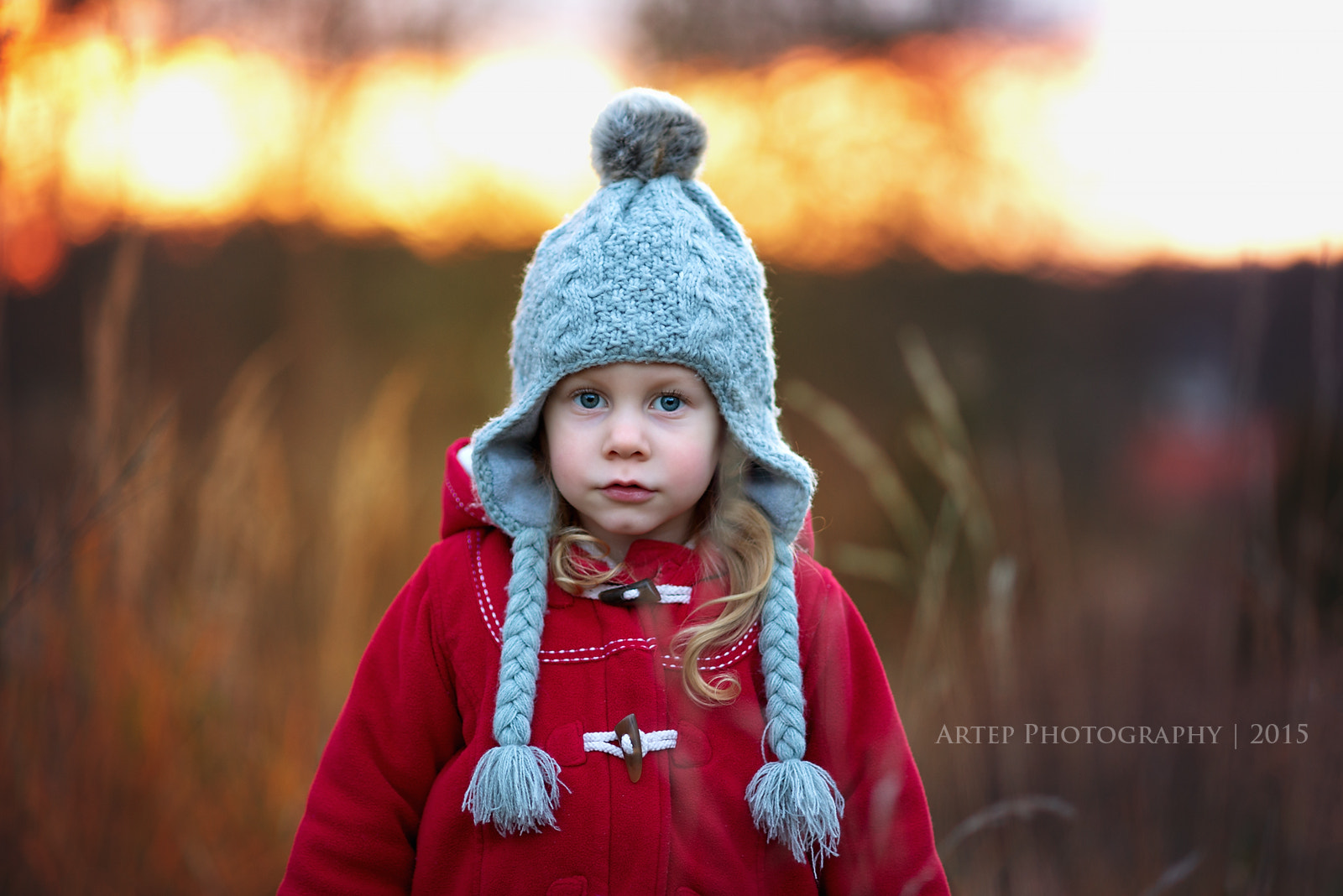 Nikon D610 + Nikon AF Nikkor 105mm F2D DC sample photo. With fire in the back photography