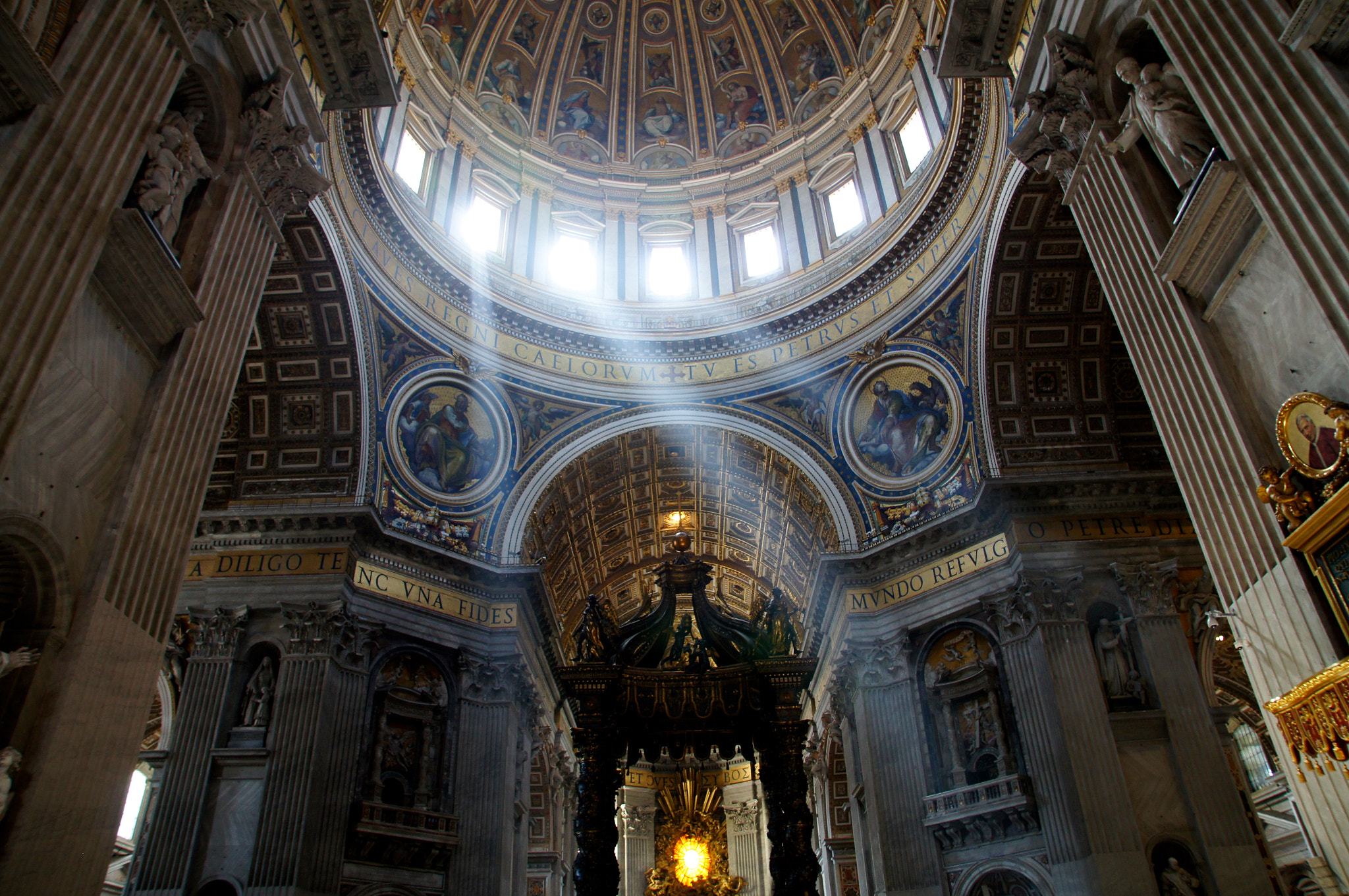 Sony SLT-A35 + Sony DT 16-50mm F2.8 SSM sample photo. BasÍlica di san pietro photography