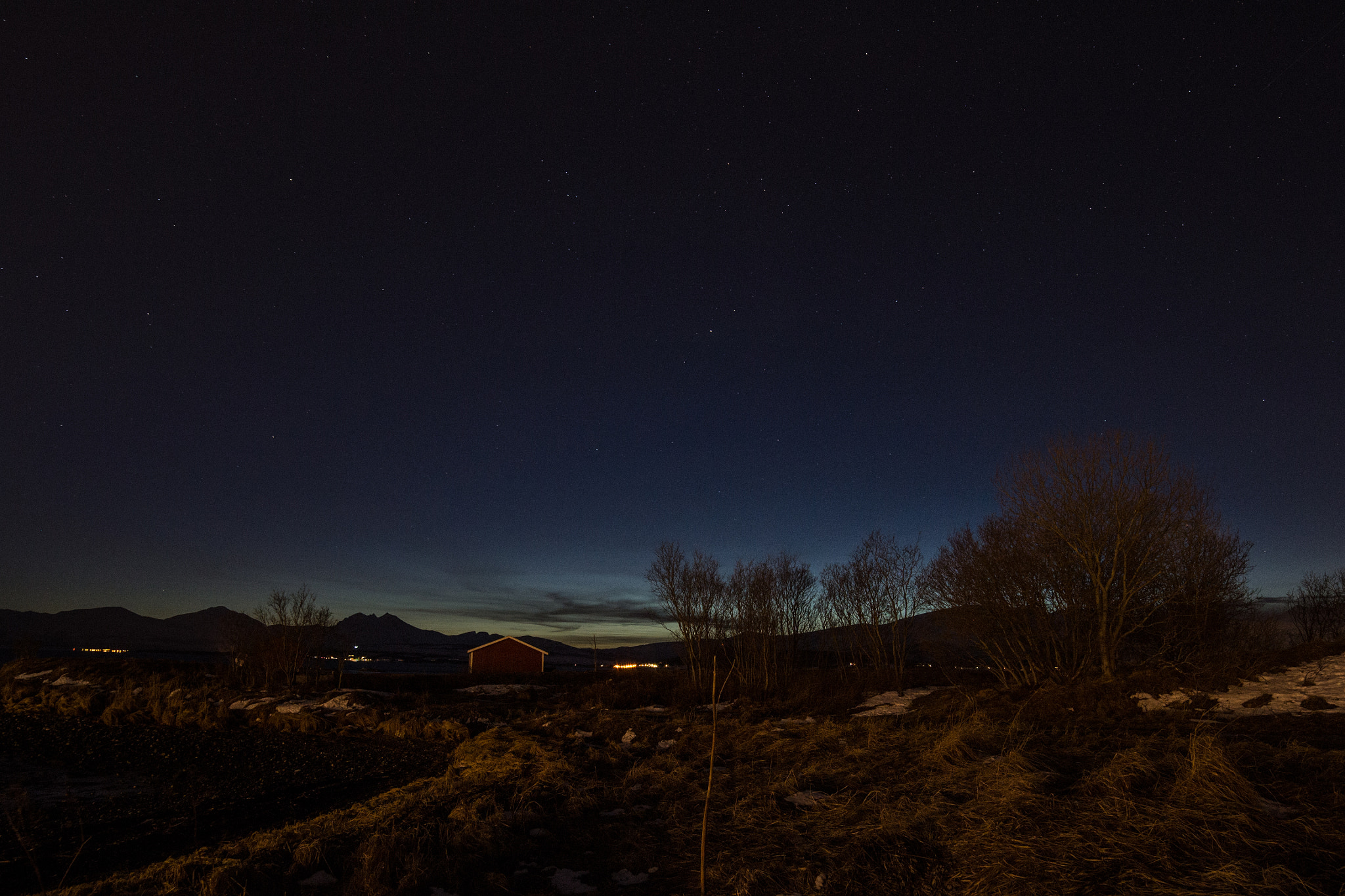 Samyang 14mm F2.8 ED AS IF UMC sample photo. Winter night photography