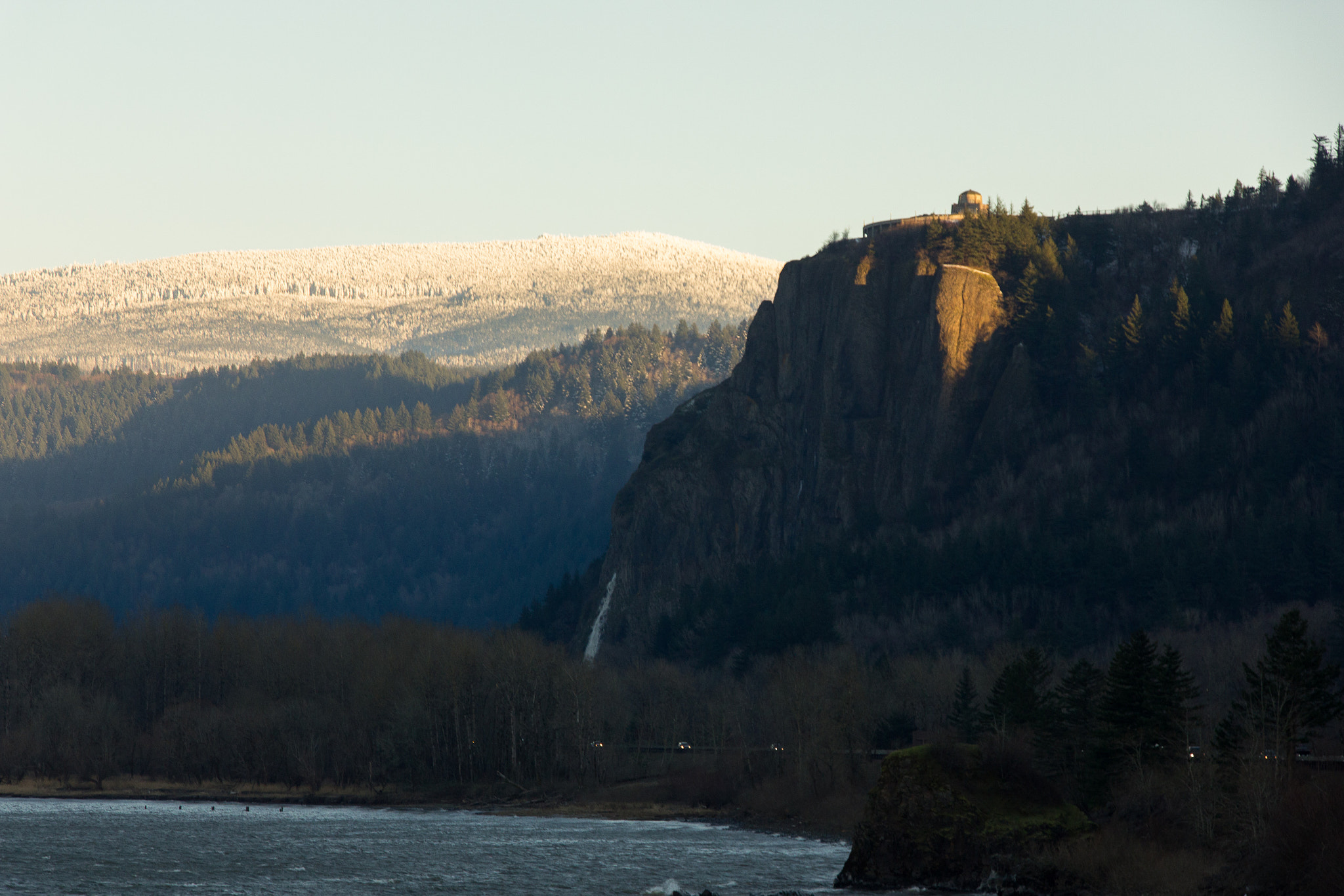 Canon EF-S 18-135mm F3.5-5.6 IS STM sample photo. Crown point photography