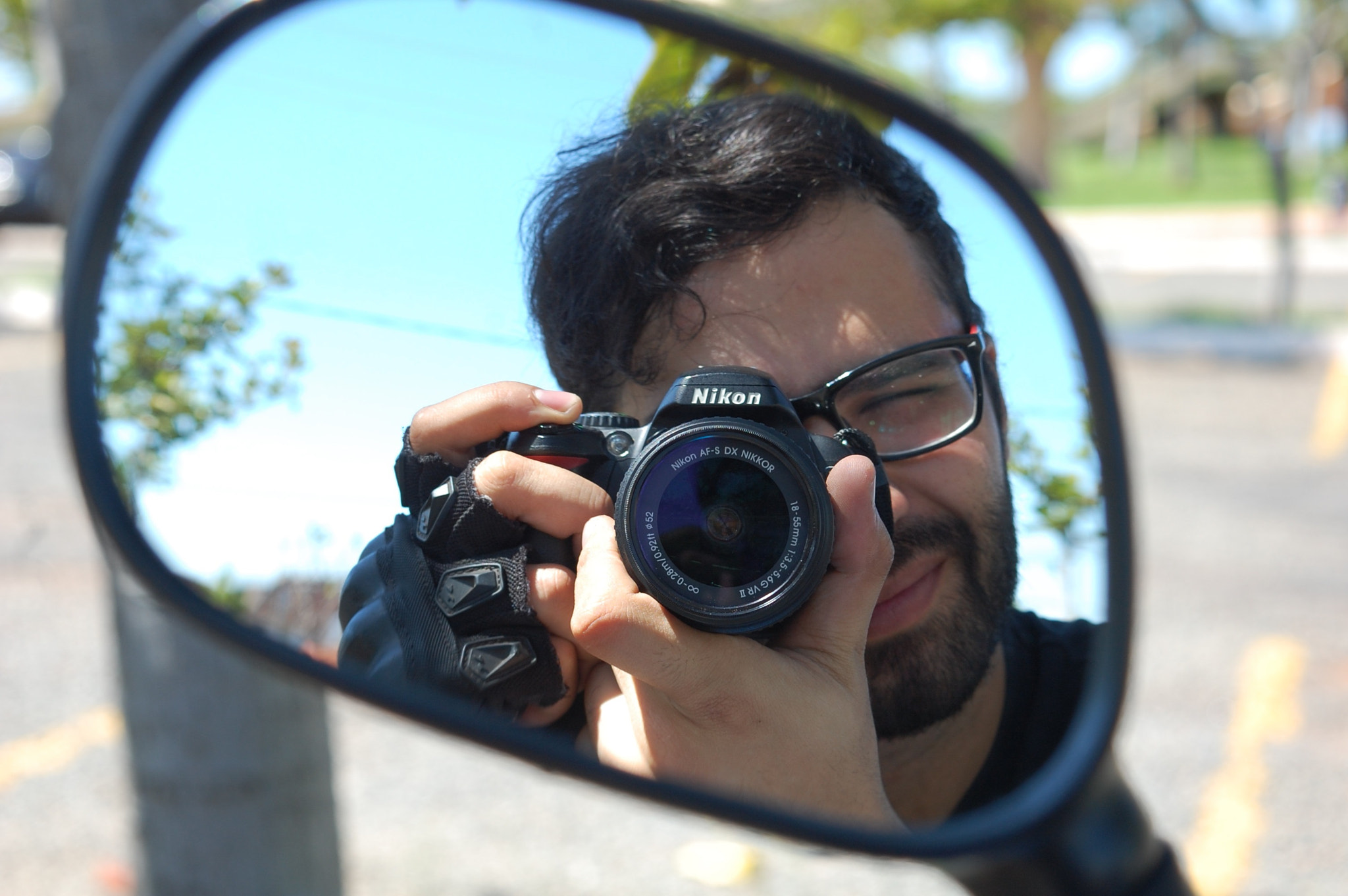 Nikon D40 sample photo. Selfie photography