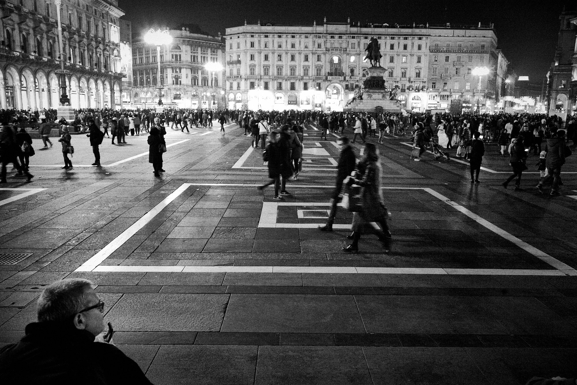 Leica M Monochrom (Typ 246) sample photo. City lights #17 photography
