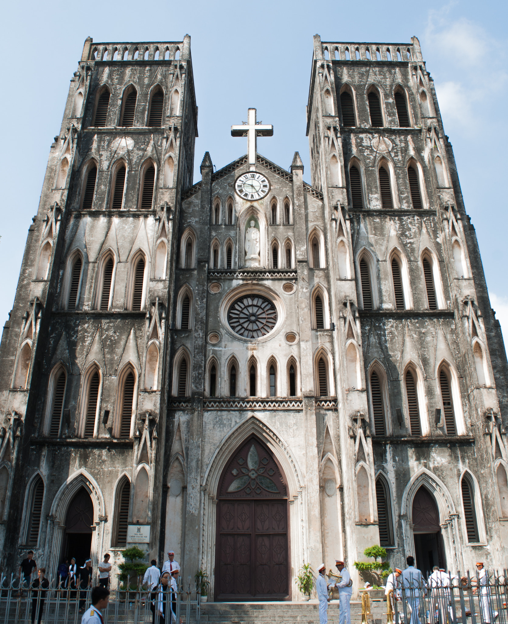 Nikon D200 sample photo. The church photography
