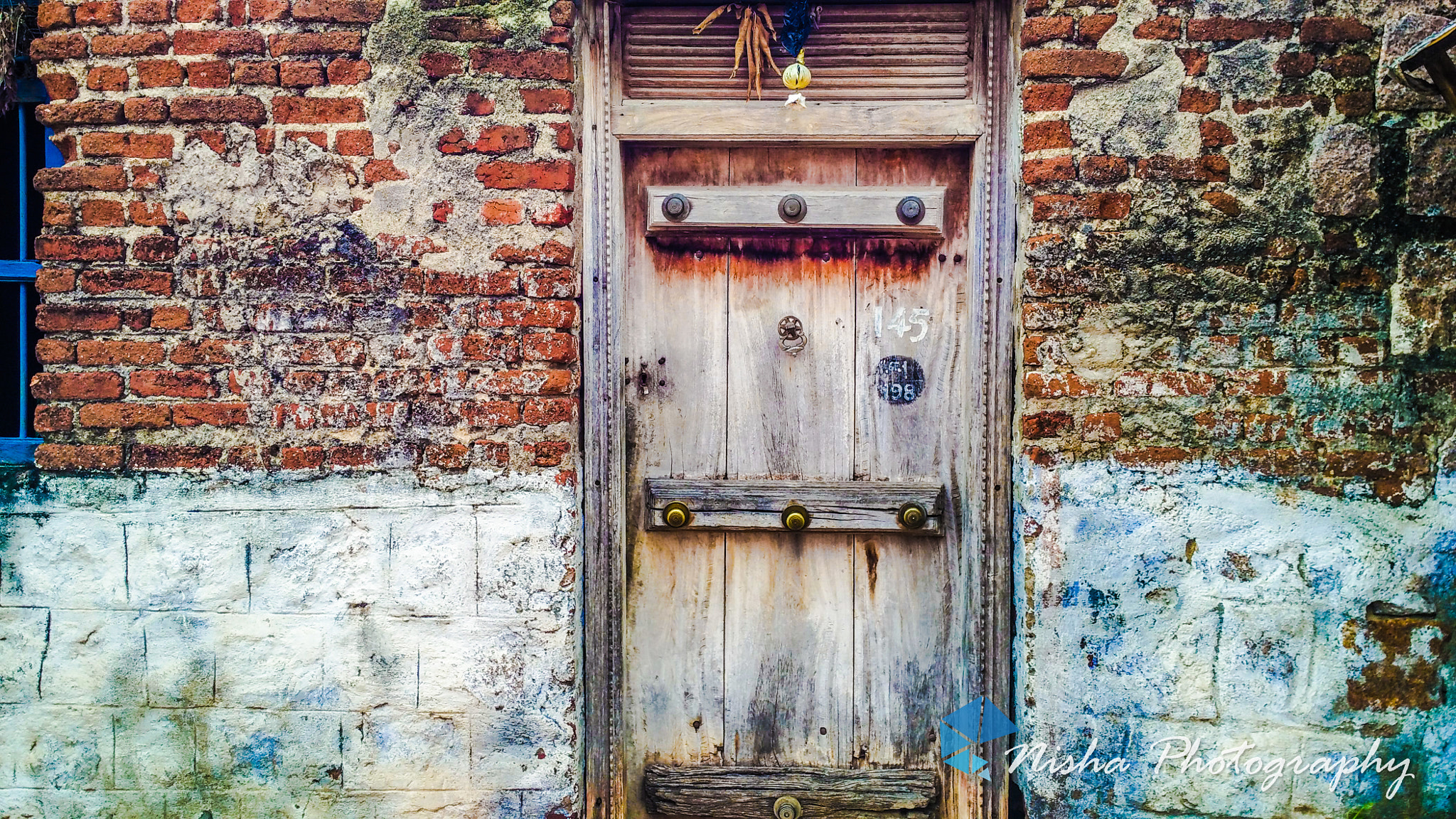 Xiaomi Mi 4i sample photo. Bricks photography