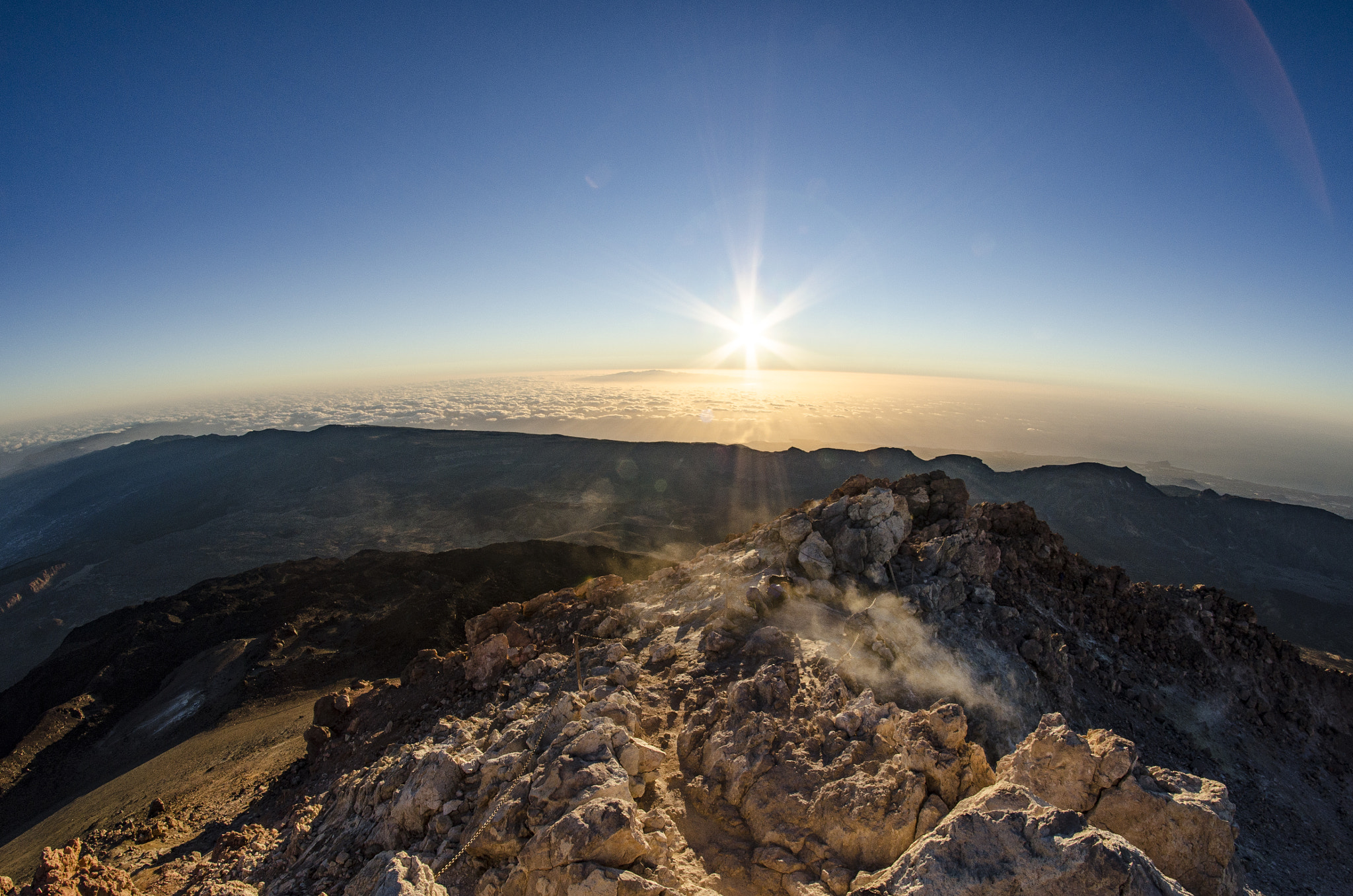 Nikon D5100 + Samyang 8mm F3.5 Aspherical IF MC Fisheye sample photo. Pico del teide.jpg photography