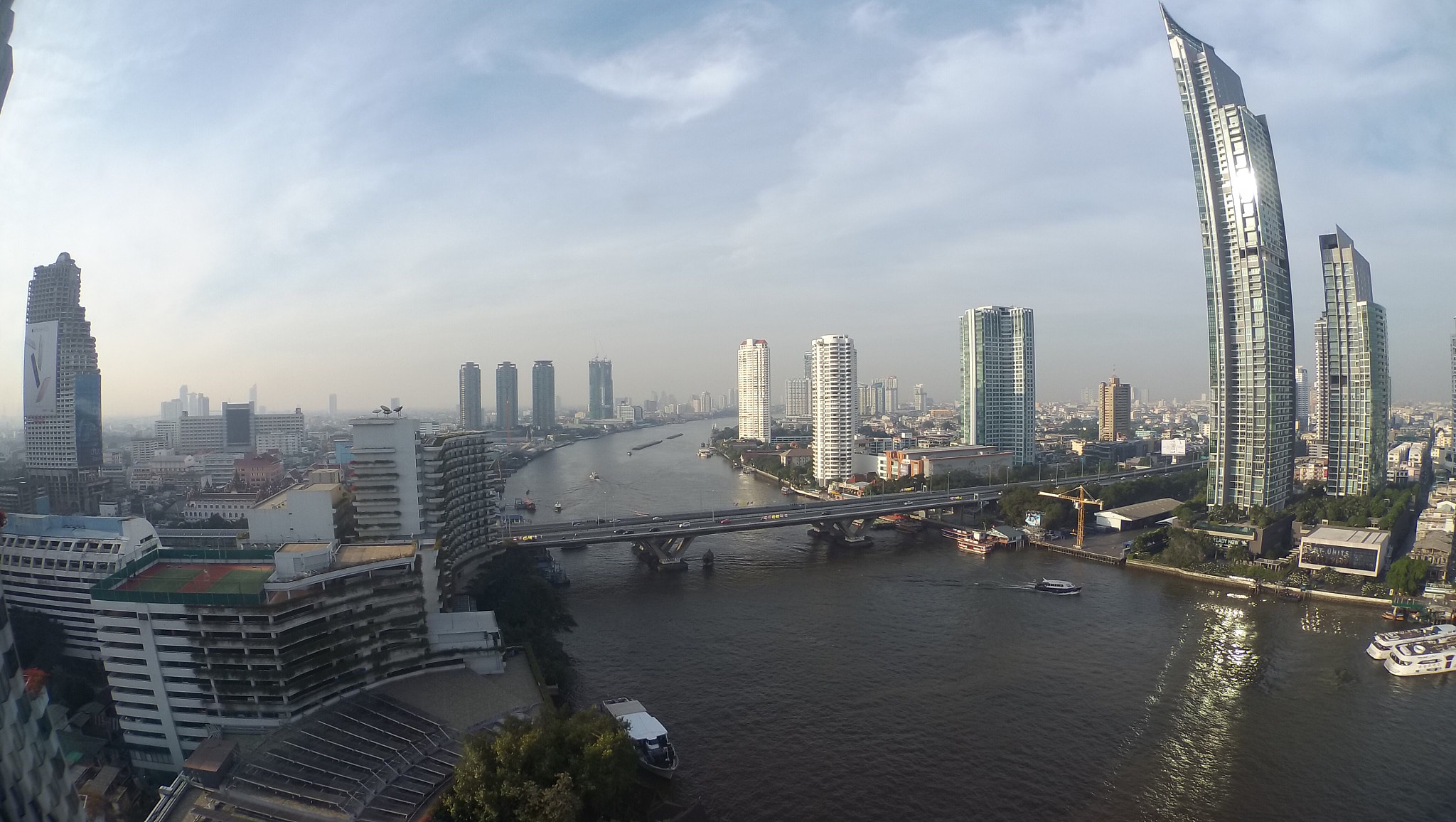 HTC RE sample photo. Chaophaya bangkok photography