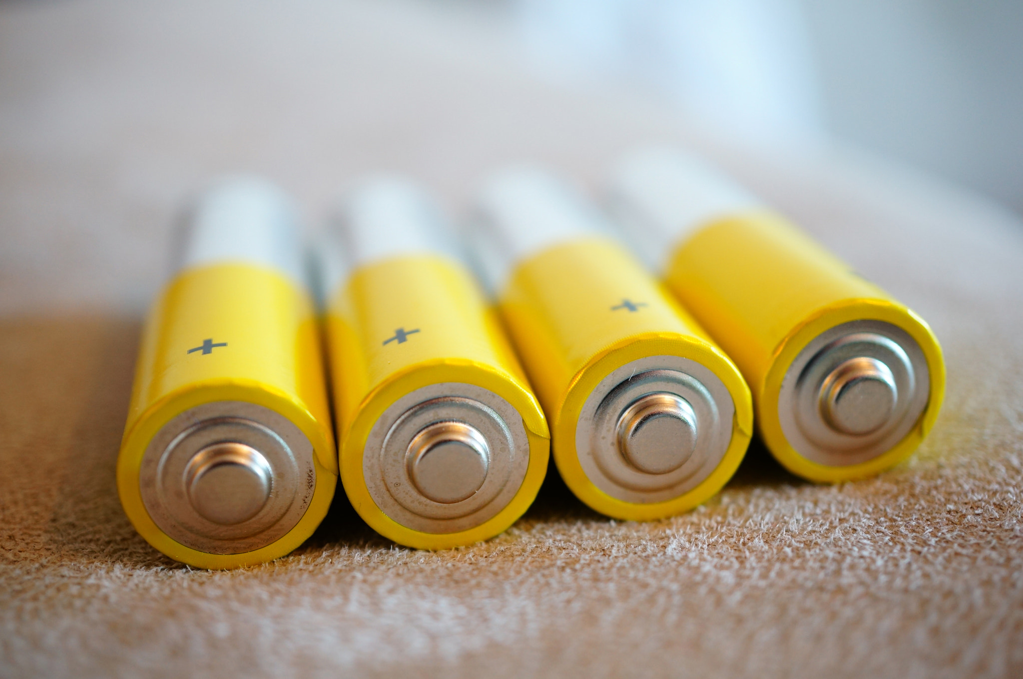Sony Alpha NEX-6 + Sony E 30mm F3.5 Macro sample photo. Alkaline batteries photography