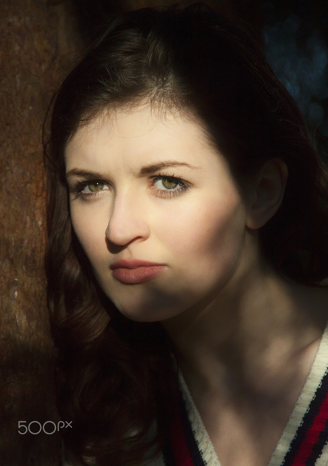 Sigma 18-125mm F3.8-5.6 DC OS HSM sample photo. A glint in her eye photography