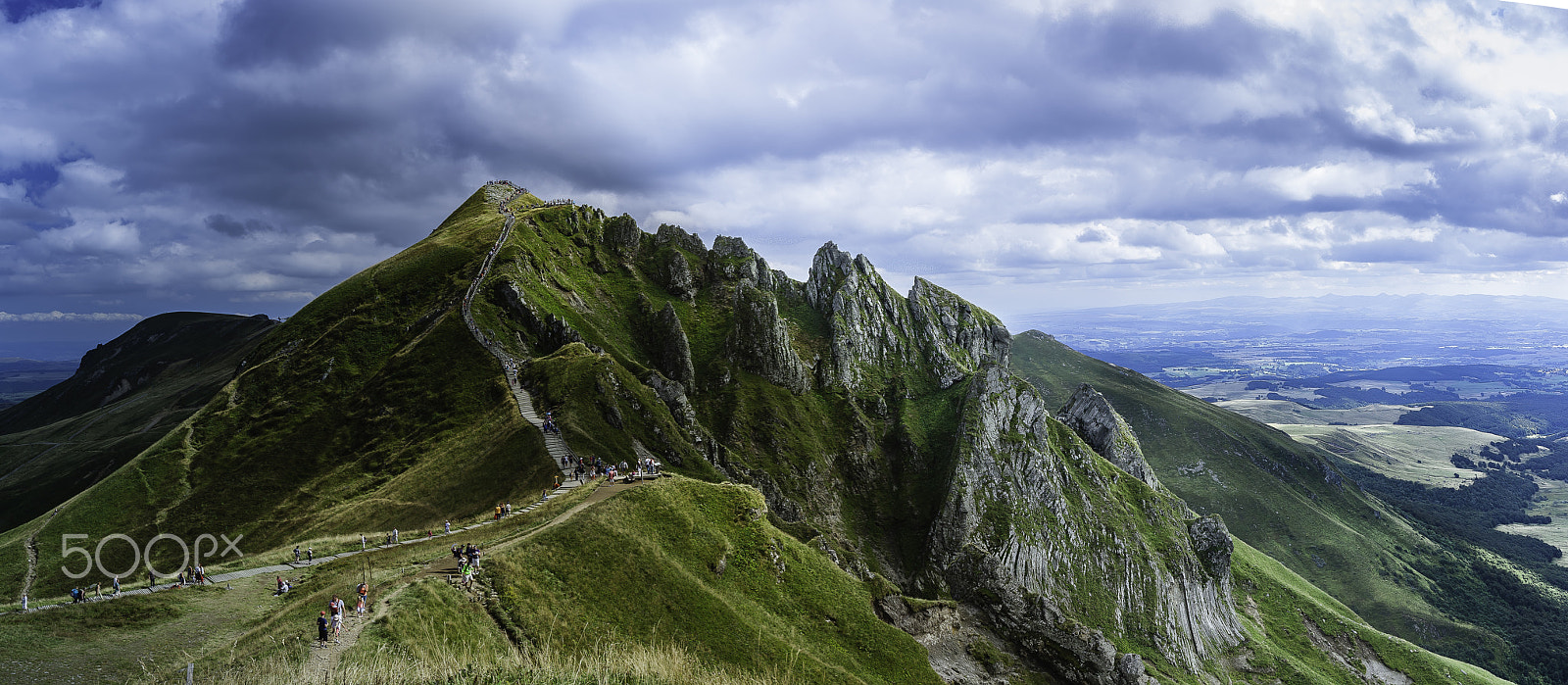 Canon EF 24-70mm F4L IS USM sample photo. Le puy de sancy photography