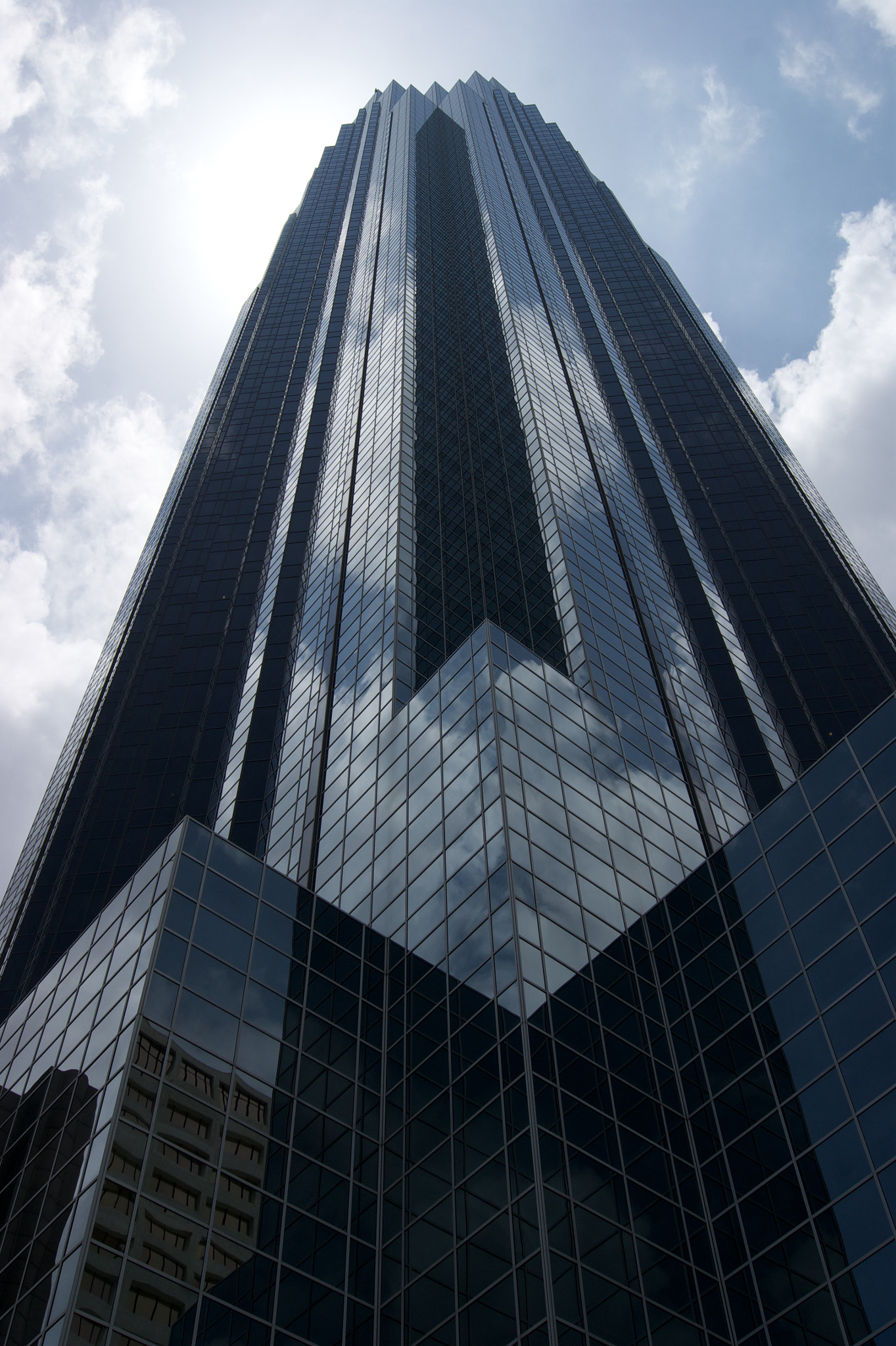 Sony DT 18-55mm F3.5-5.6 SAM II sample photo. Sky's reflection photography