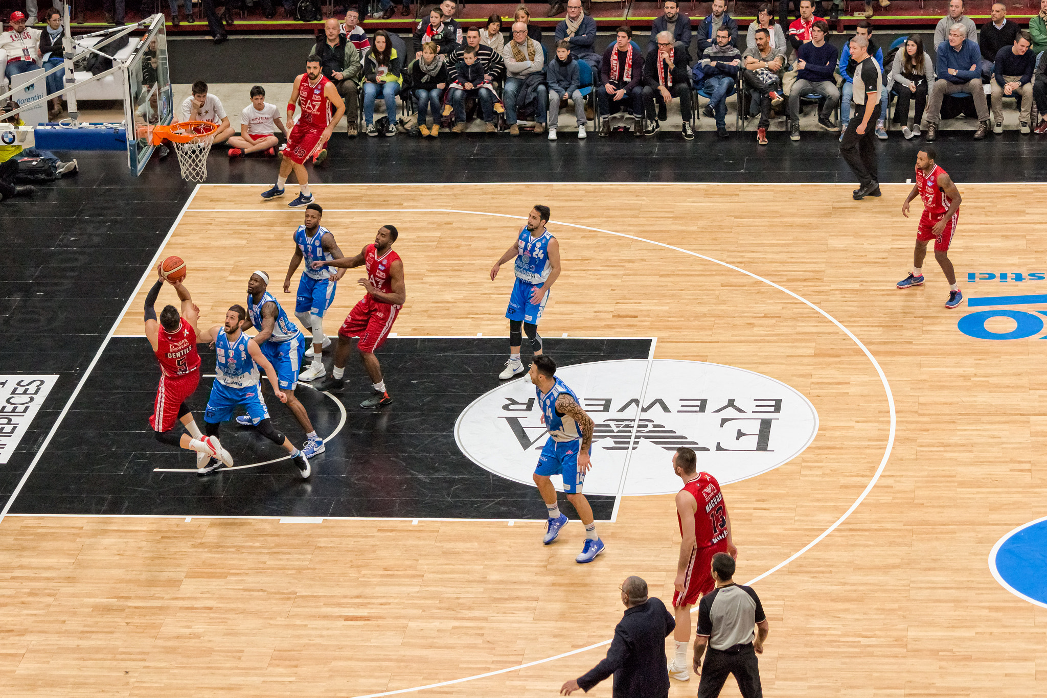 Canon EOS M sample photo. Alessandro gentile shoots to the basket photography