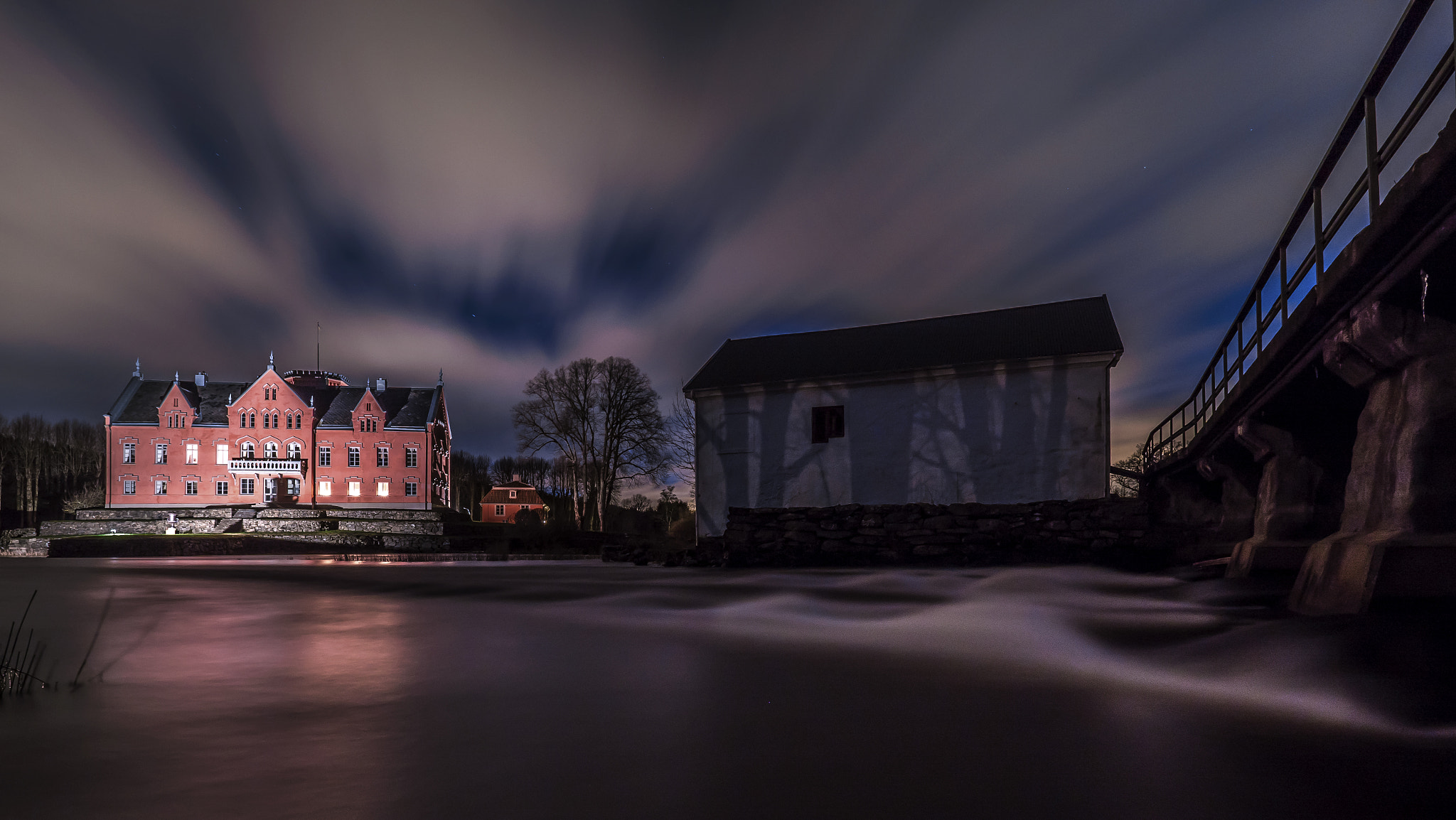 Panasonic Lumix DMC-GX8 + Olympus M.Zuiko Digital ED 7-14mm F2.8 PRO sample photo. Sweden castle photography