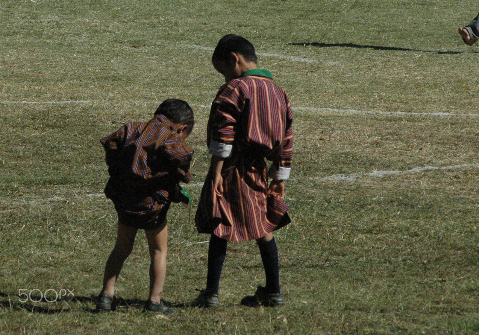 AF Zoom-Nikkor 70-300mm f/4-5.6D ED sample photo. Two boys at the king's birthday celebration photography