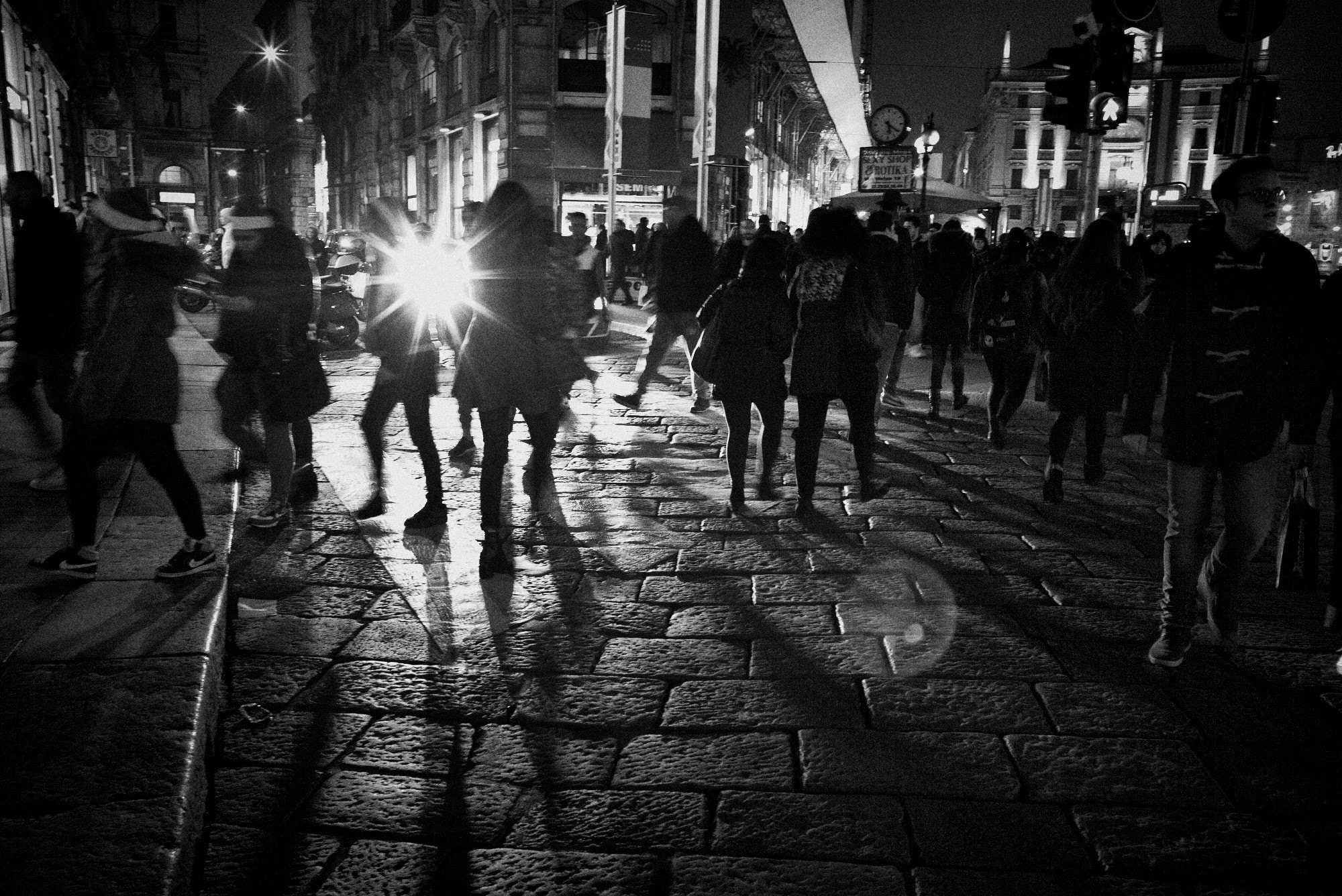 Leica M Monochrom (Typ 246) sample photo. City lights #19 photography