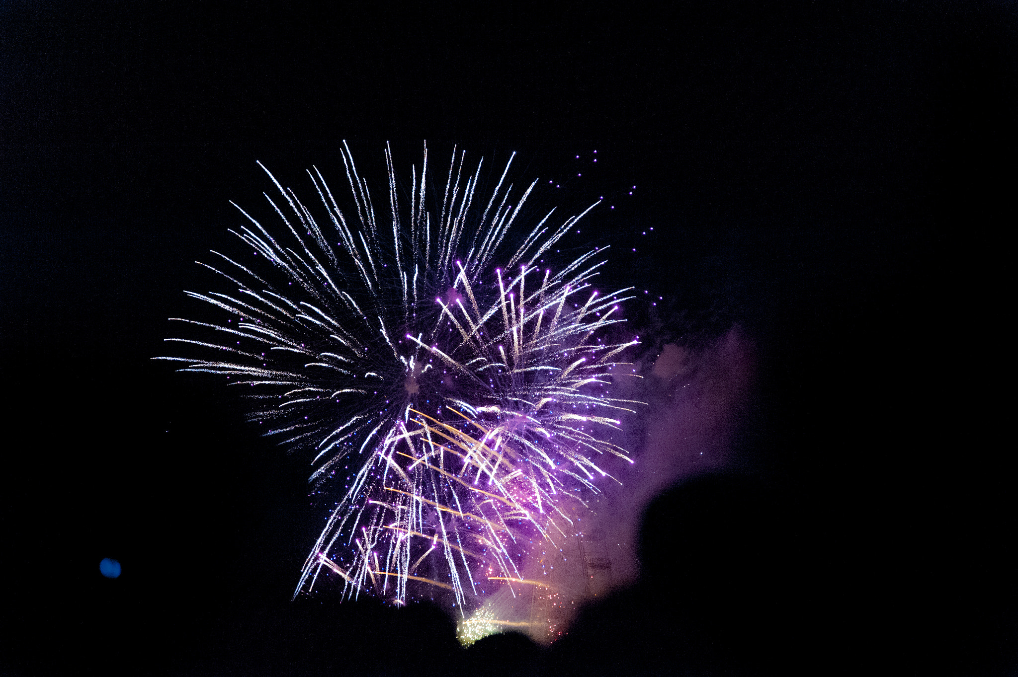 Nikon D700 + Sigma 24-105mm F4 DG OS HSM Art sample photo. Fireworks from lambeth bridge #4 photography