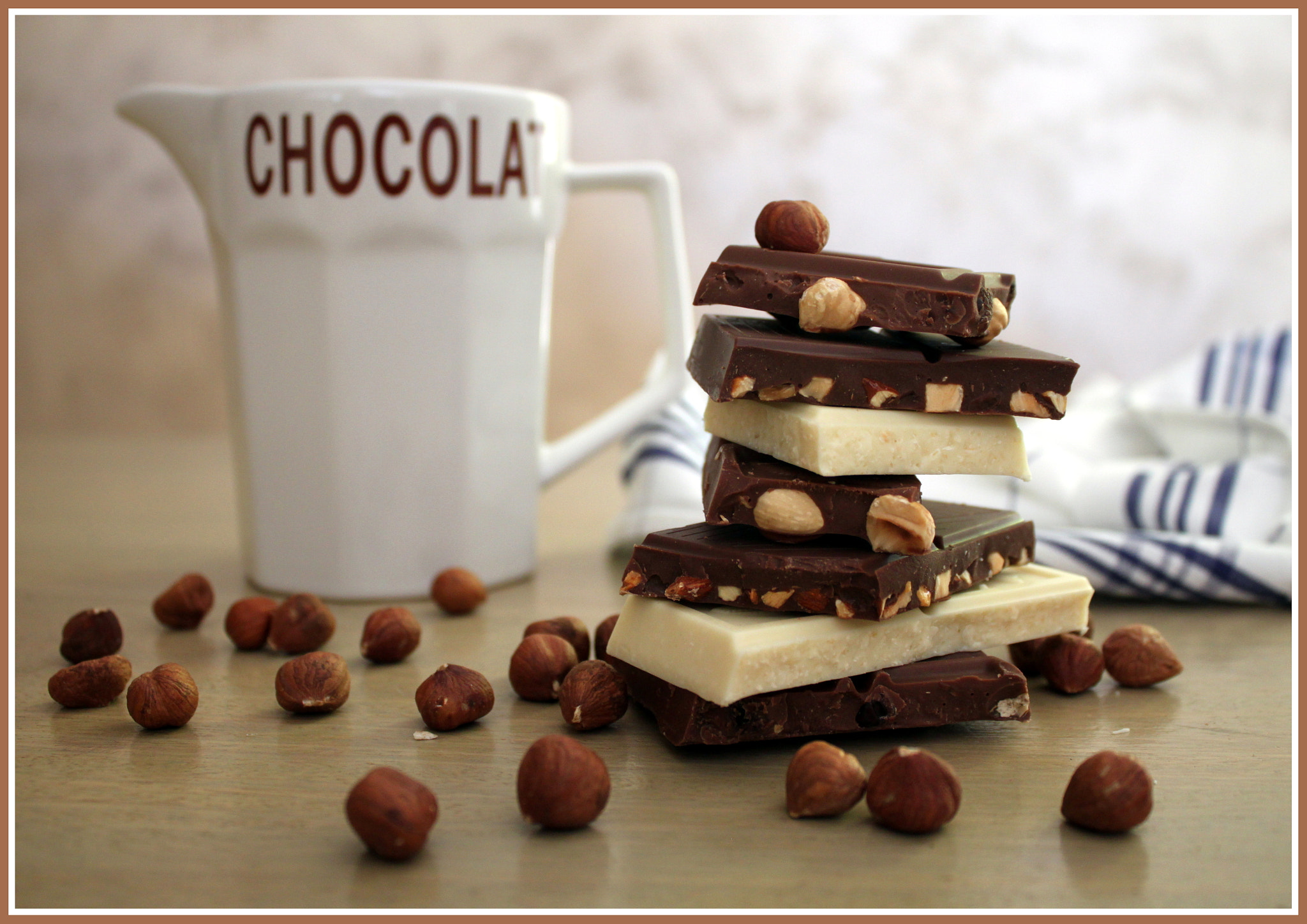 Canon EF-S 18-55mm F3.5-5.6 III sample photo. .. envie de chocolat ? photography