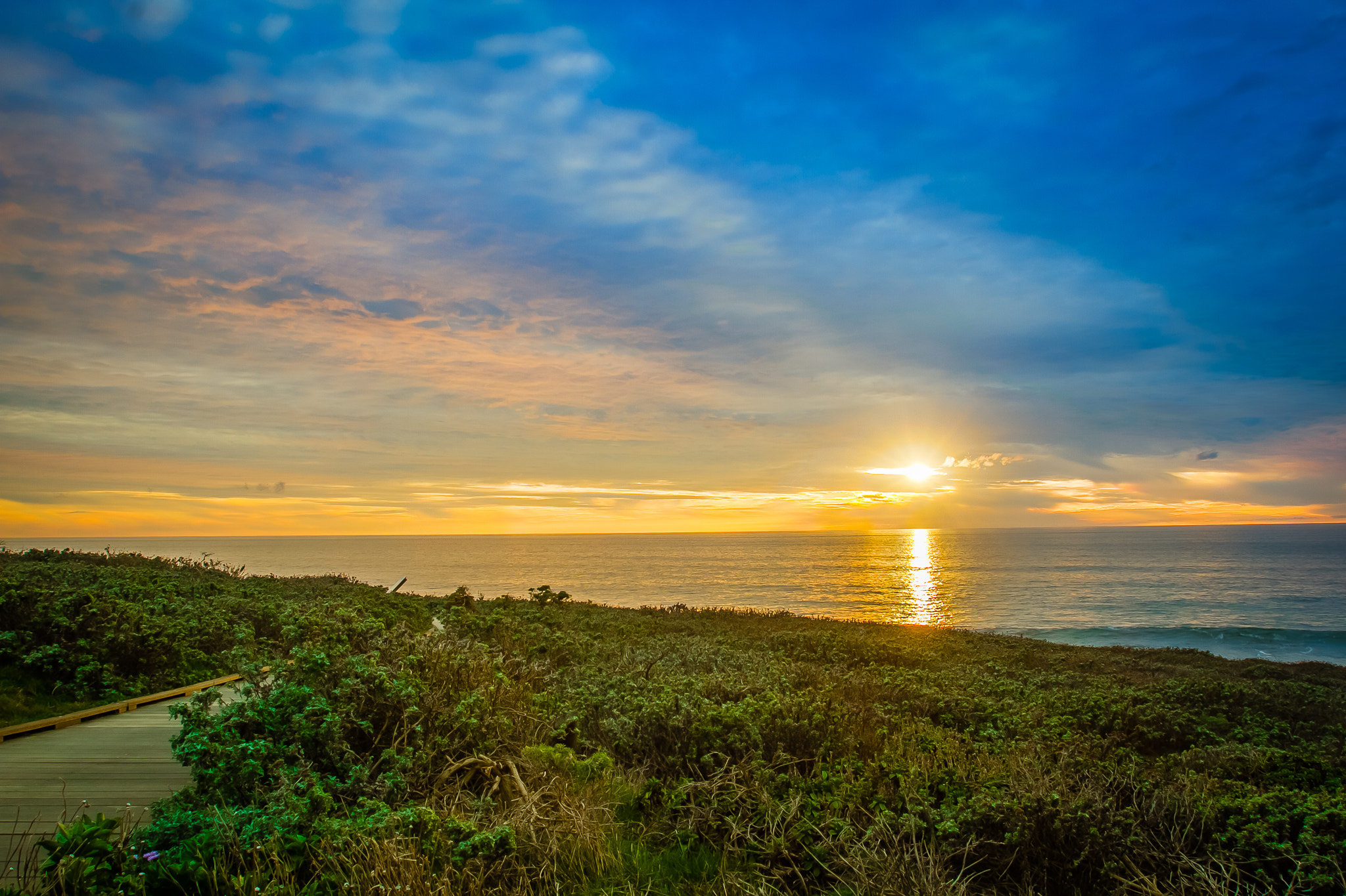 Canon EF 16-35mm F2.8L USM sample photo. Cambria new year sunset 6 photography