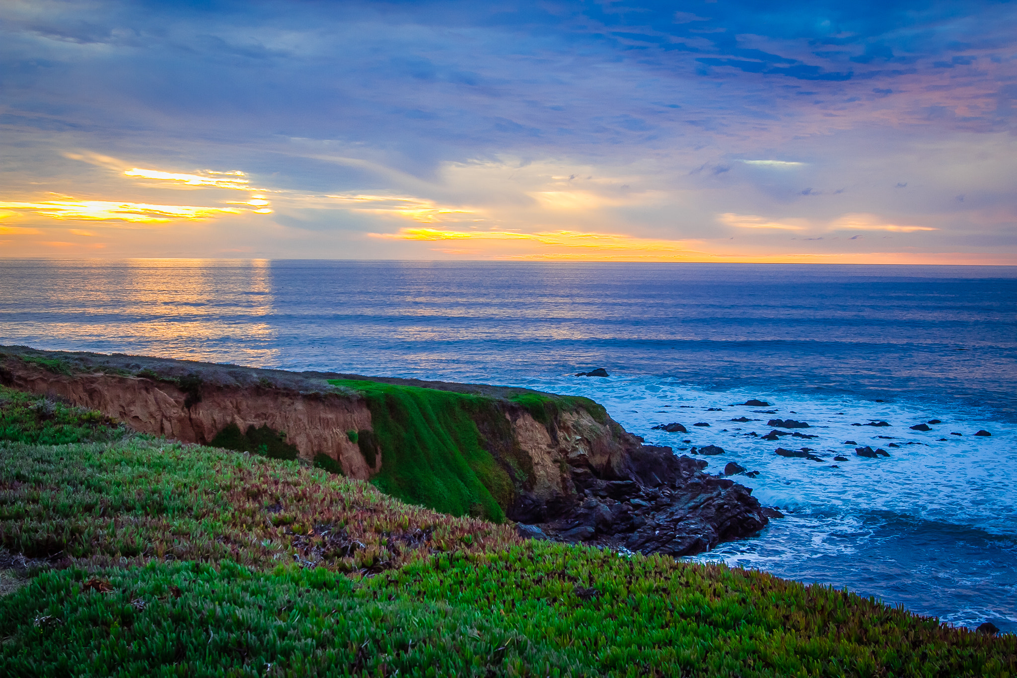 Canon EF 16-35mm F2.8L USM sample photo. Cambria new year sunset 7 photography