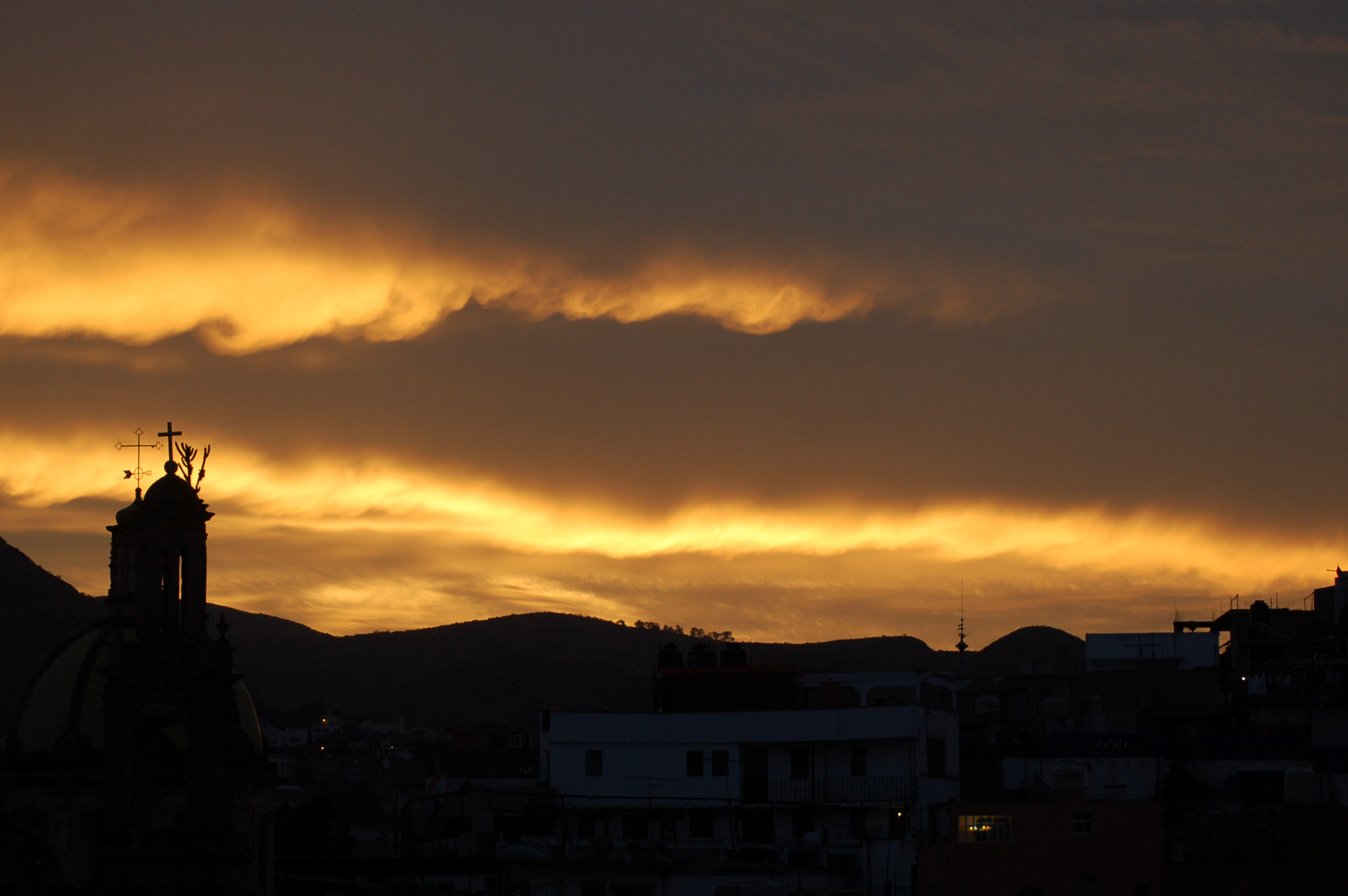 Nikon AF Nikkor 70-300mm F4-5.6G sample photo. Amanecer en guanajuato photography