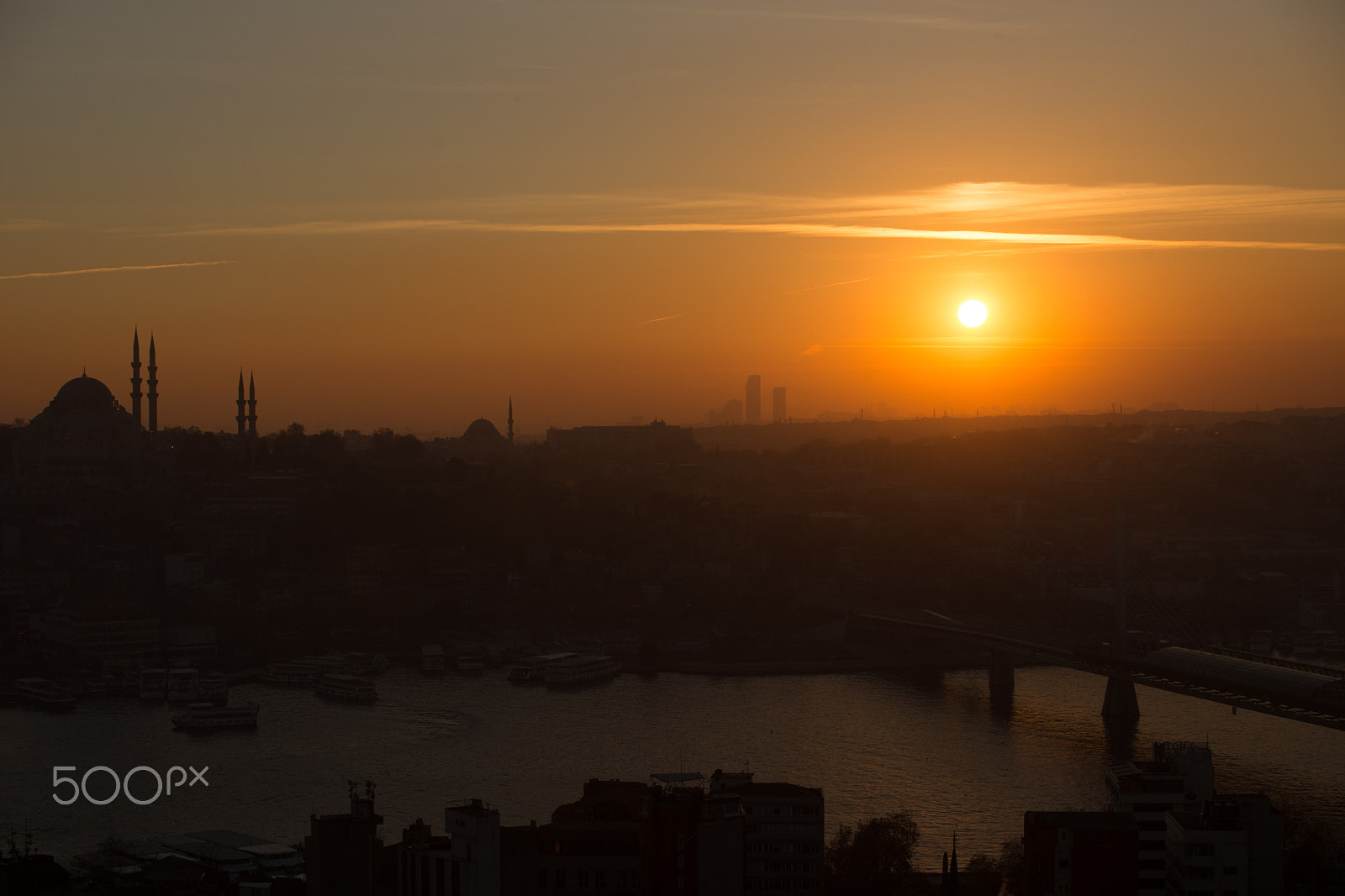 Sony a99 II + Tamron SP 70-200mm F2.8 Di VC USD sample photo. Istambul sunset photography