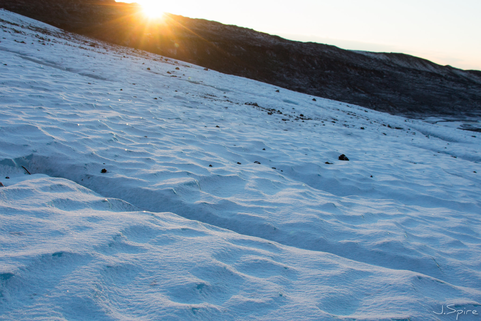 Sigma 18-200mm f/3.5-6.3 DC OS sample photo. Glacier sunrise photography