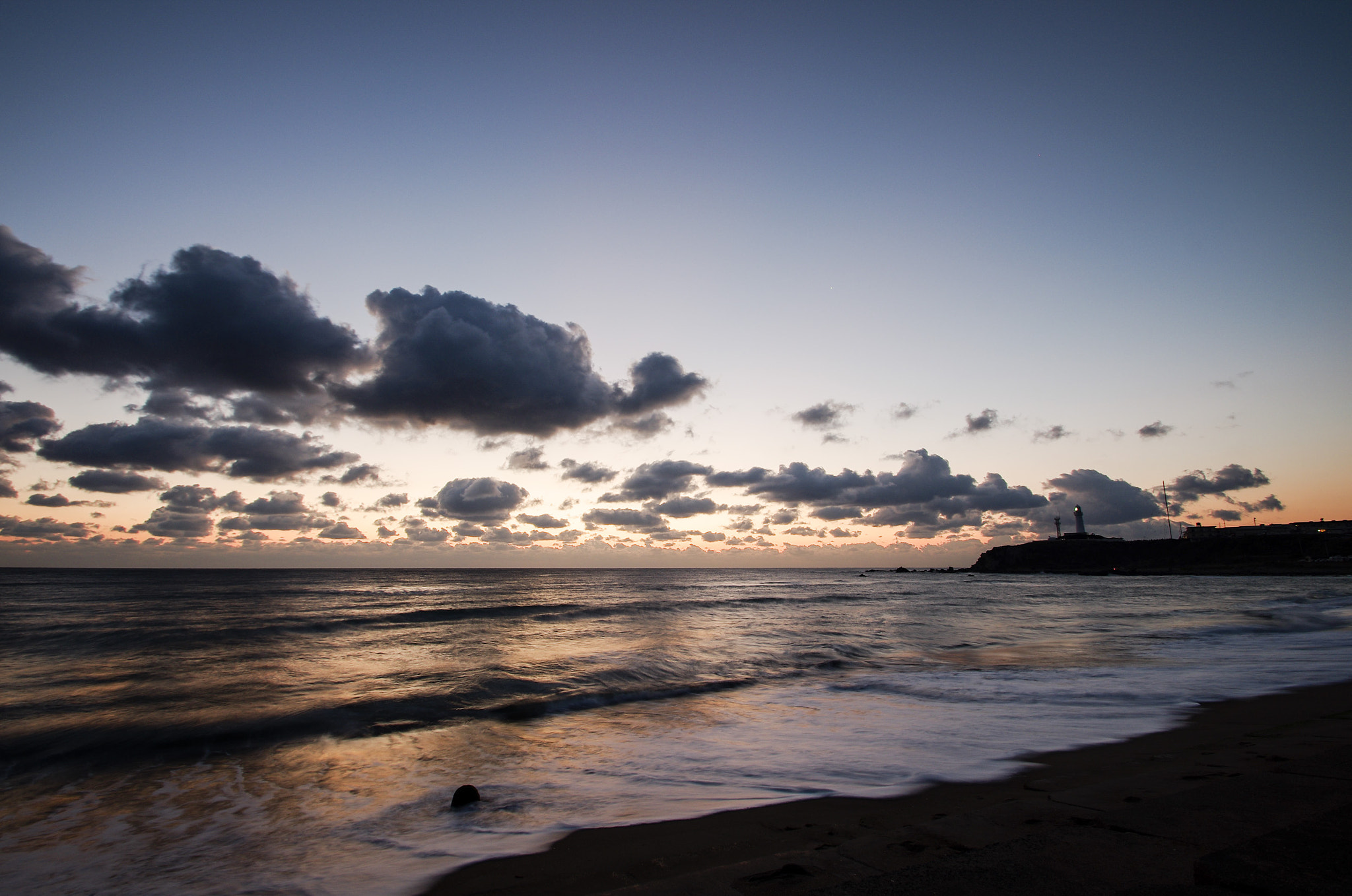 Pentax K-5 IIs + Tamron SP AF 10-24mm F3.5-4.5 Di II LD Aspherical (IF) sample photo. Morning scene photography