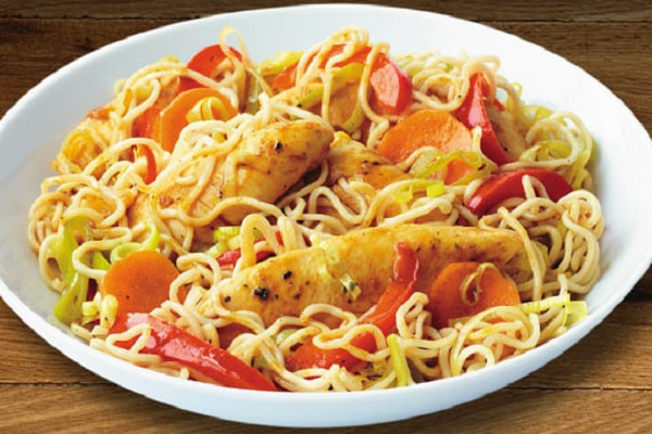 Instant Maggi Chicken Noodles