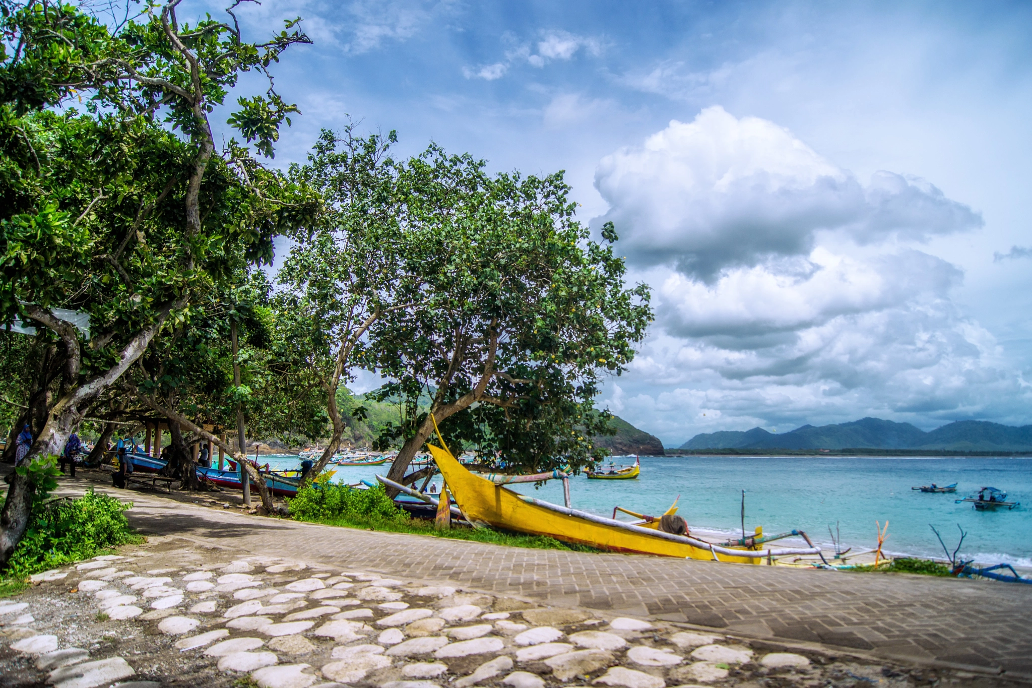 Sony Alpha DSLR-A560 sample photo. Papuma beach photography