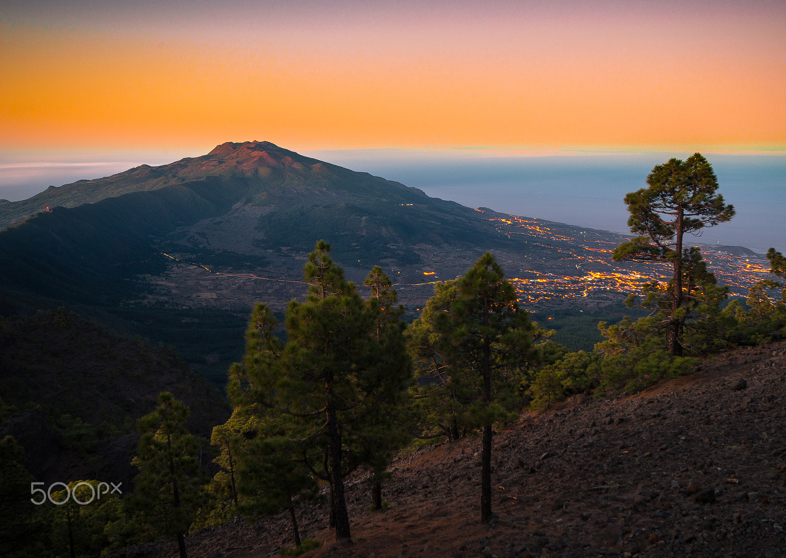 Pentax K-30 + Sigma AF 10-20mm F4-5.6 EX DC sample photo. Sunset on gr131 la palma photography