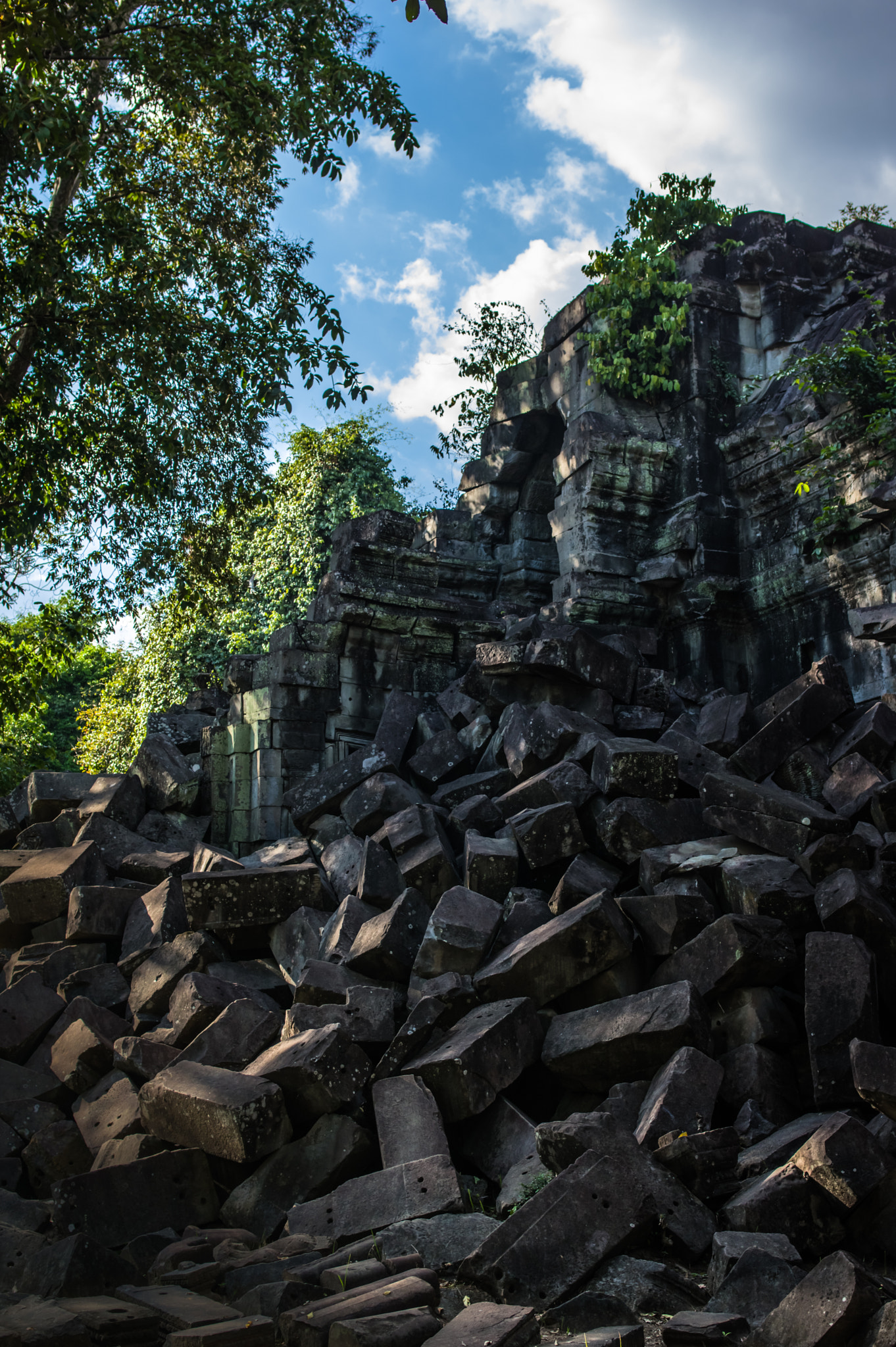 Pentax smc FA 31mm F1.8 AL Limited sample photo. Cambodia photography