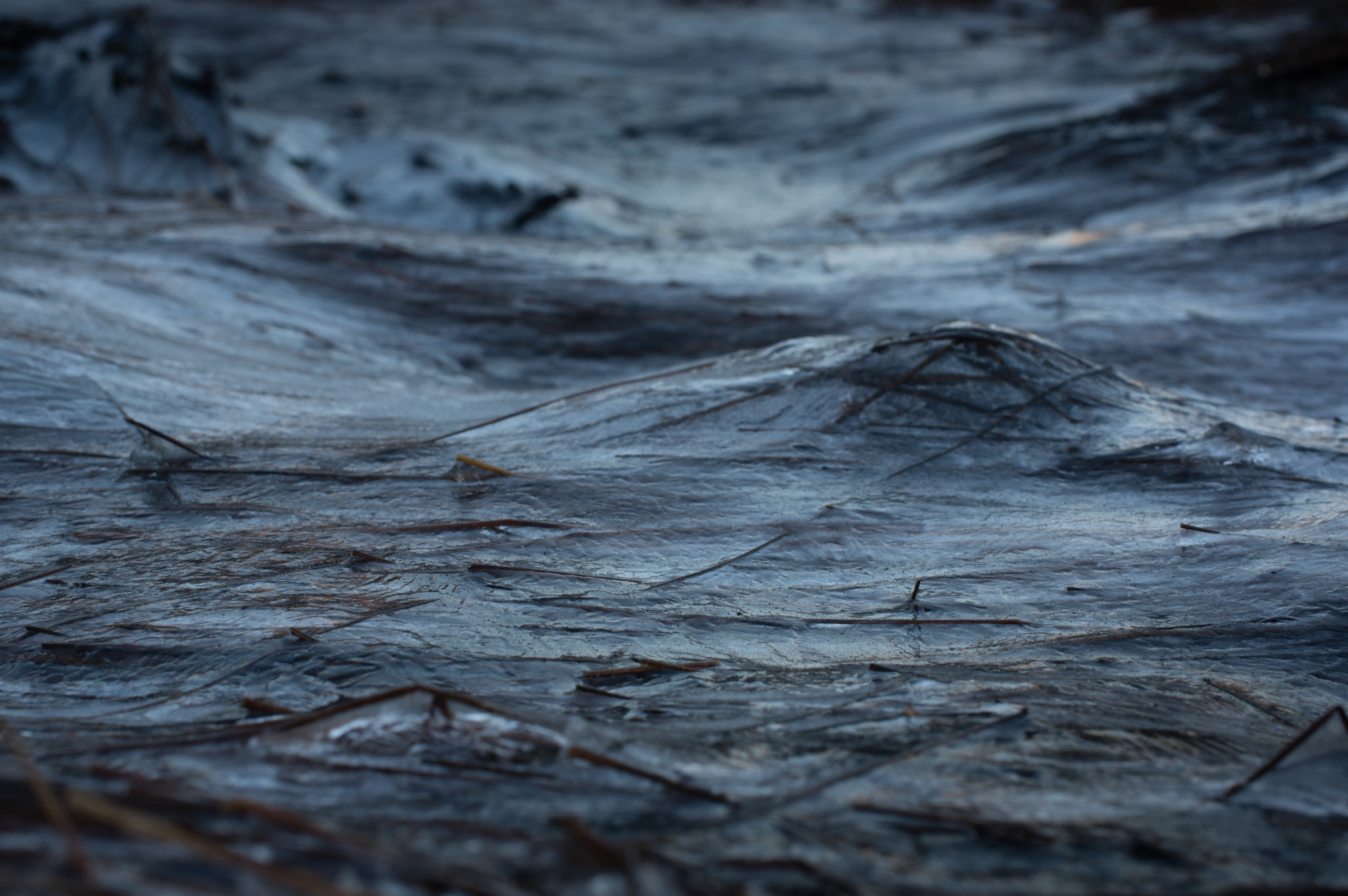 Pentax smc DA 35mm F2.8 Macro Limited sample photo. Frozen beach photography