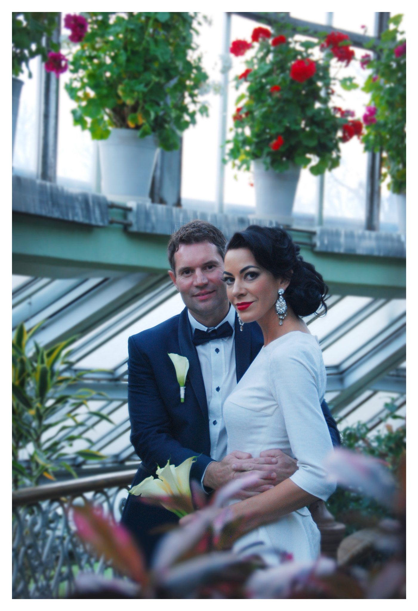 Sigma 18-250mm F3.5-6.3 DC OS HSM sample photo. Bride and groom photography