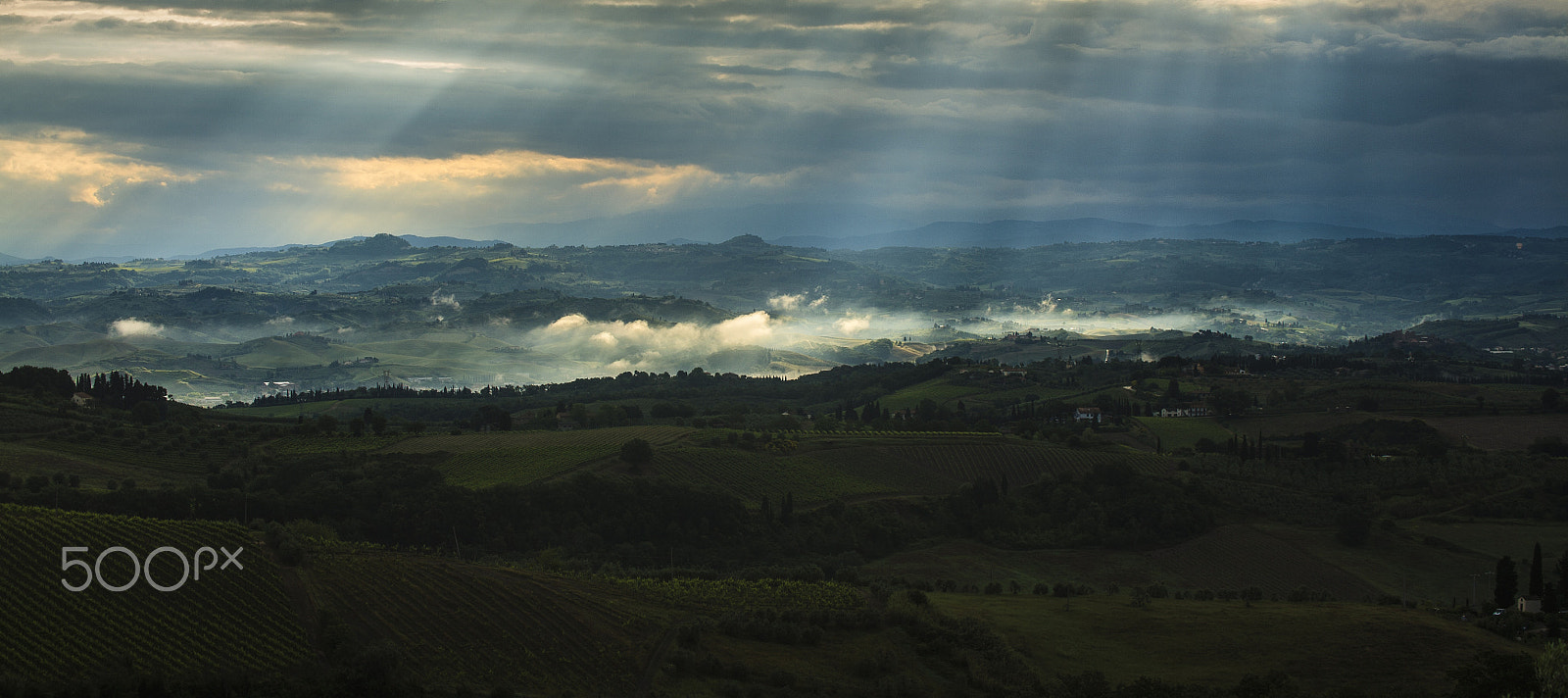 Canon EF 80-200mm f/2.8L sample photo. Panorama toscano photography
