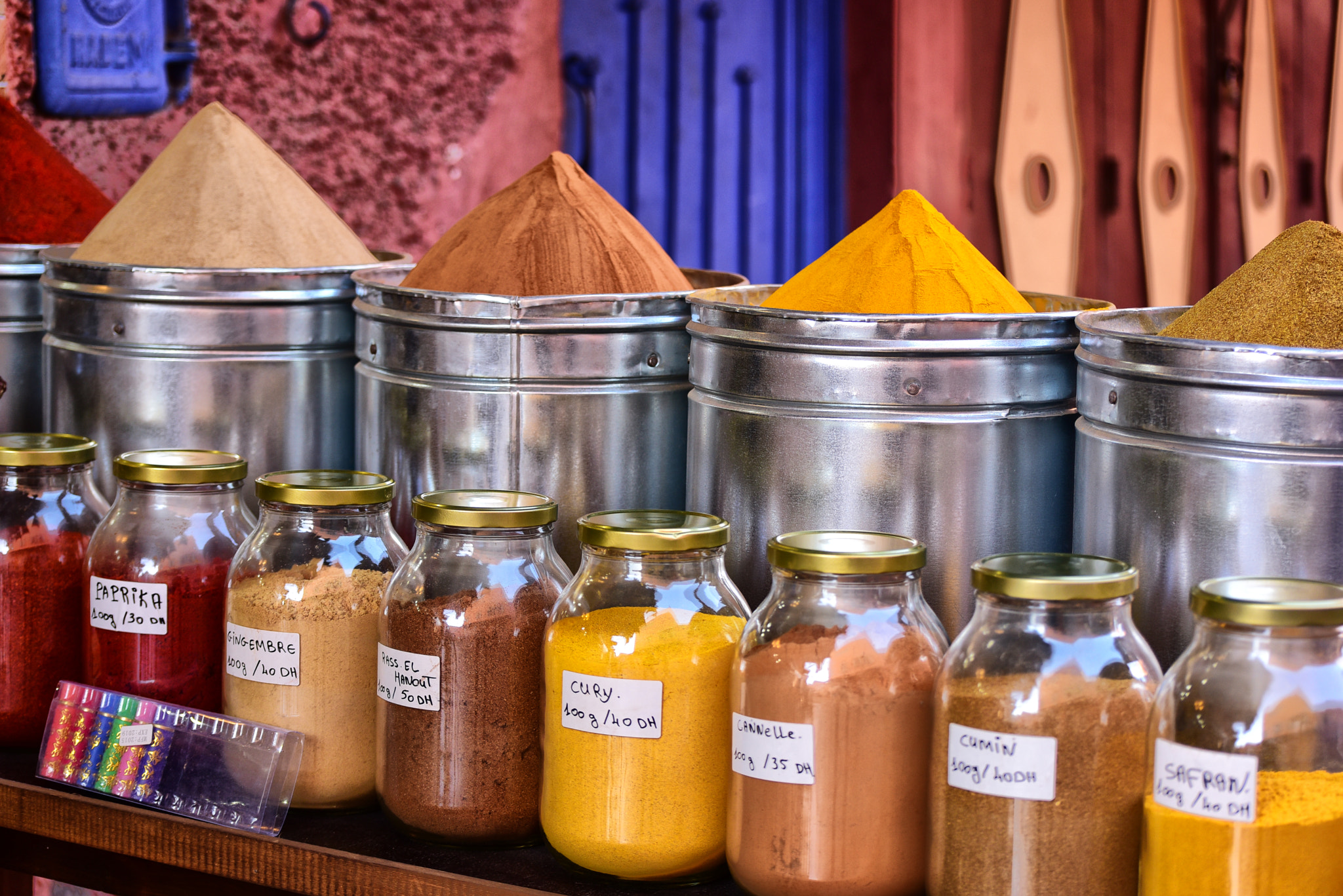 Nikon AF-S DX Micro Nikkor 40mm F2.8 sample photo. Spices of morocco, marrakech photography